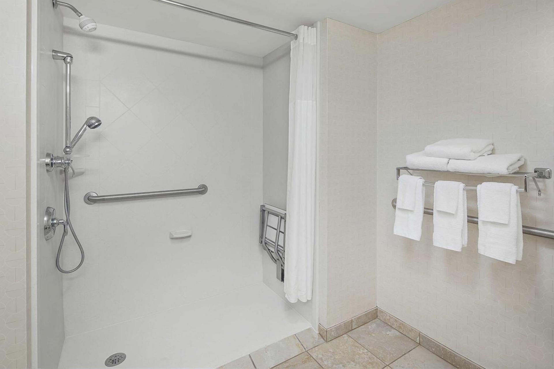 Hampton Inn Fairhope-Mobile Bay, AL photo 17
