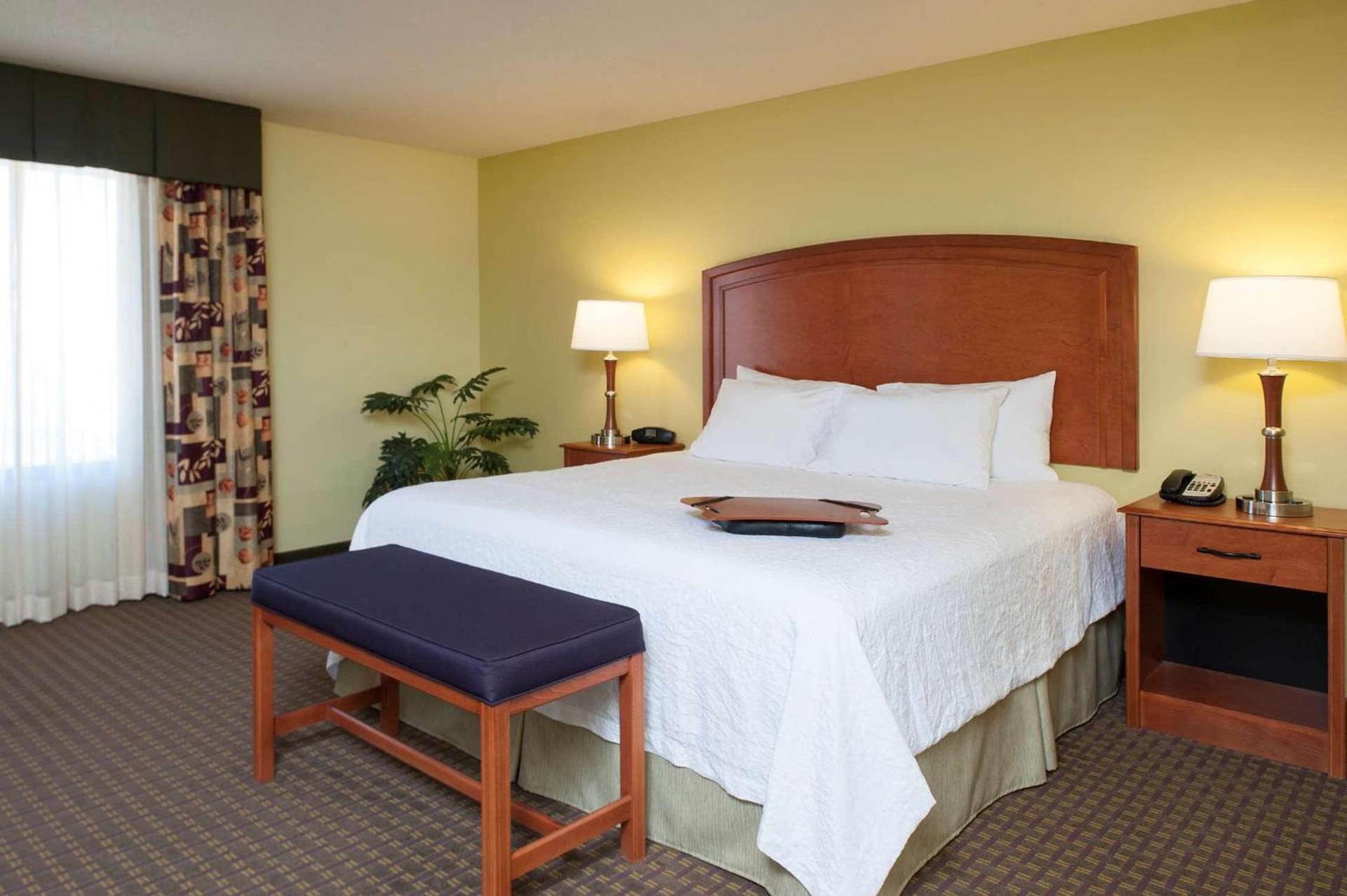 Hampton Inn Macomb photo 26