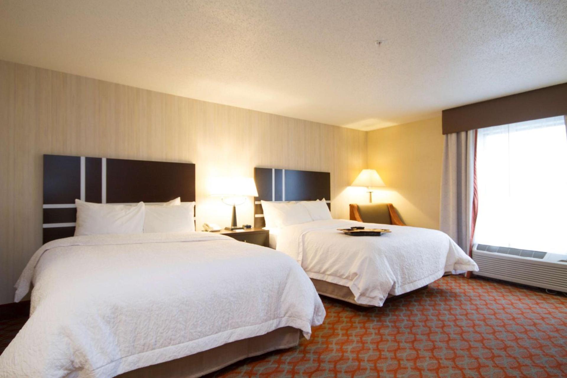 Hampton Inn Marshall photo 16