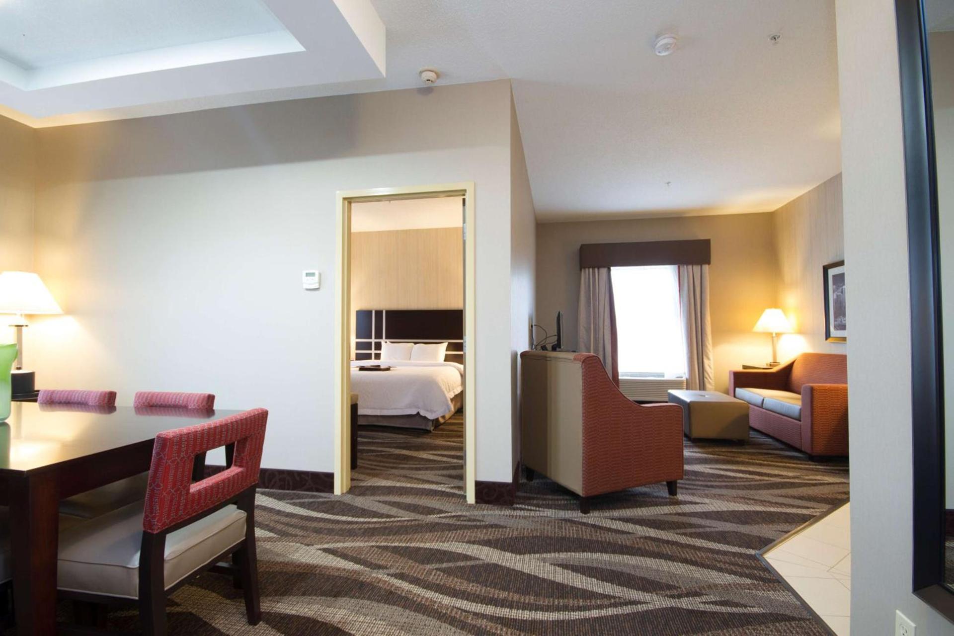 Hampton Inn Marshall photo 24