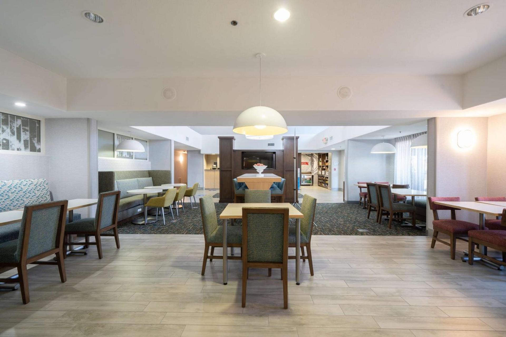 Hampton Inn & Suites Modesto - Salida photo 5