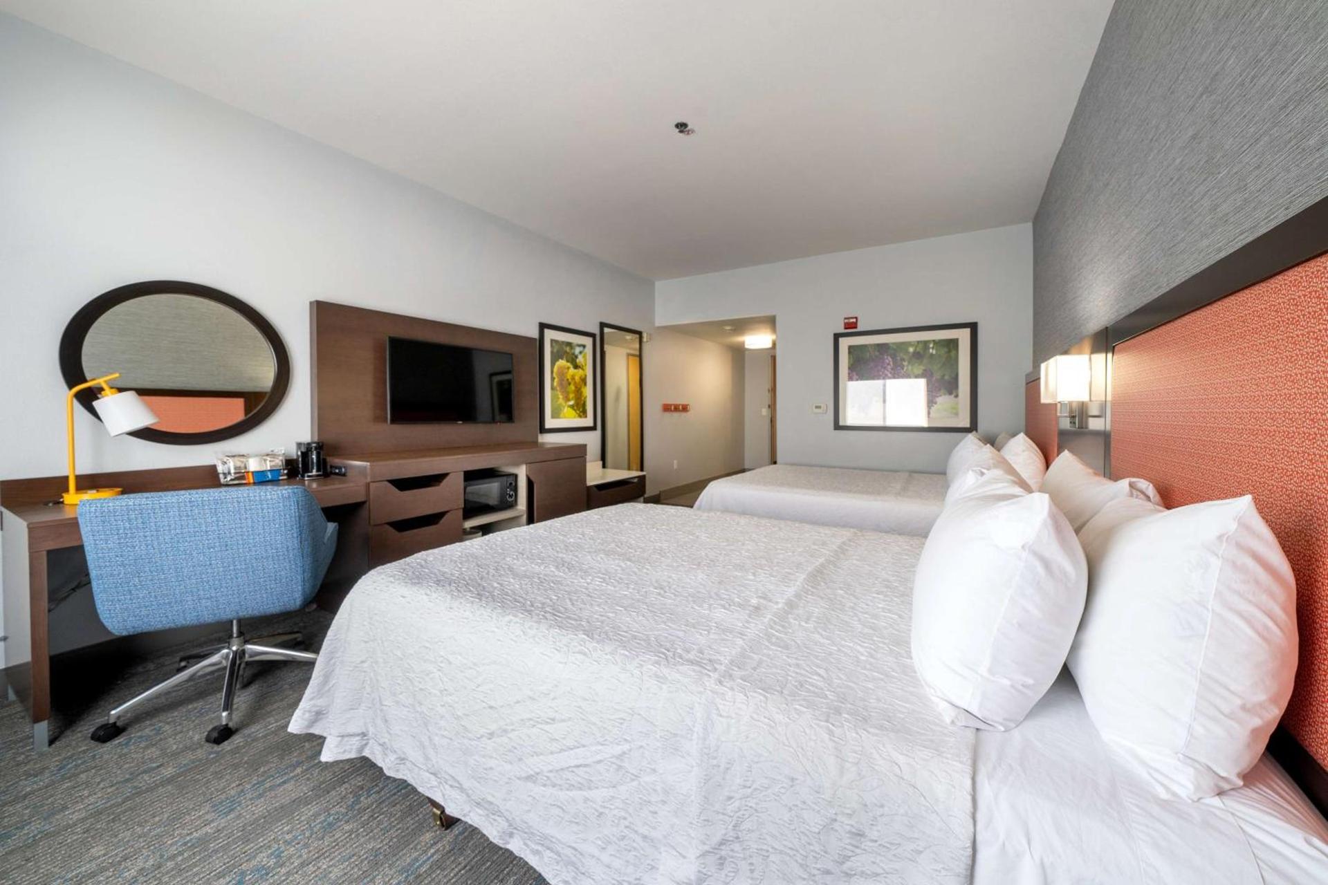 Hampton Inn & Suites Modesto - Salida photo 17