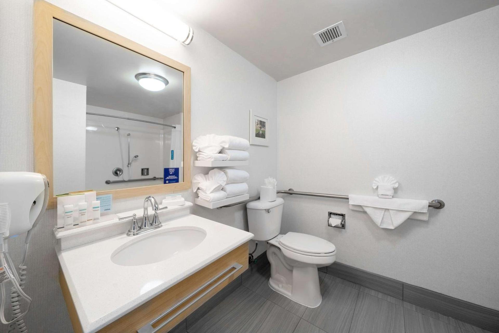 Hampton Inn & Suites Modesto - Salida photo 23