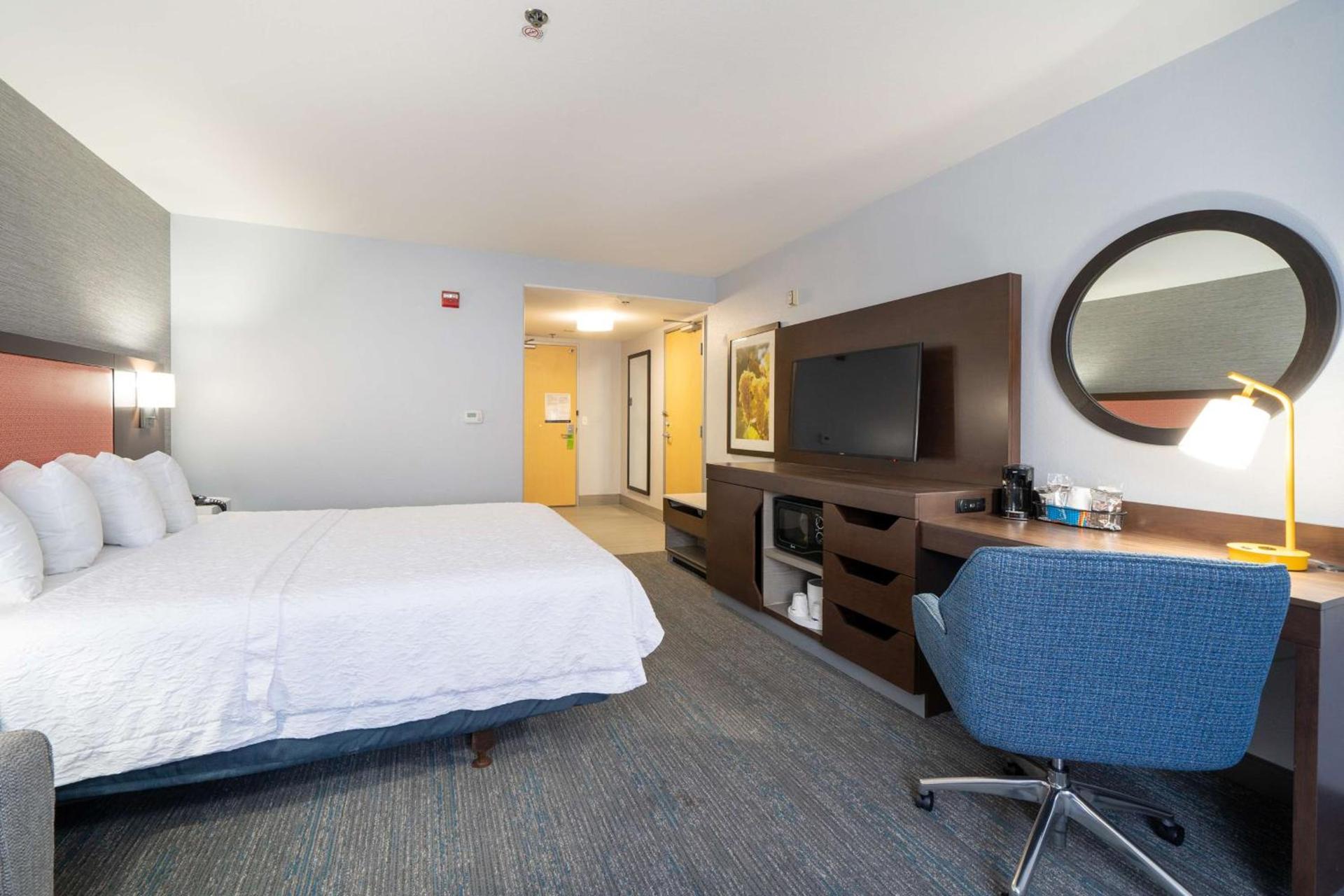 Hampton Inn & Suites Modesto - Salida photo 48