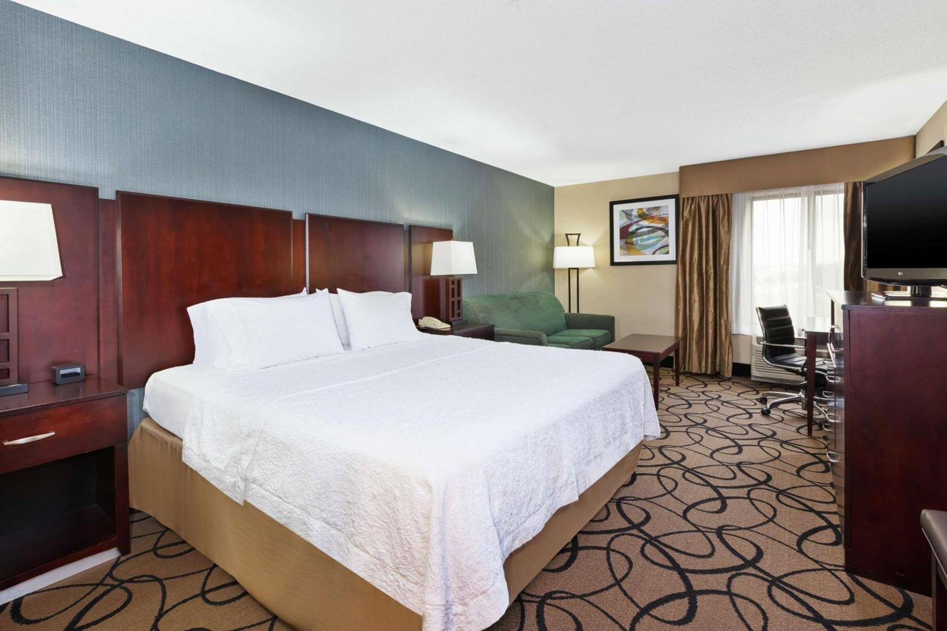 Hampton Inn Monroe photo 11