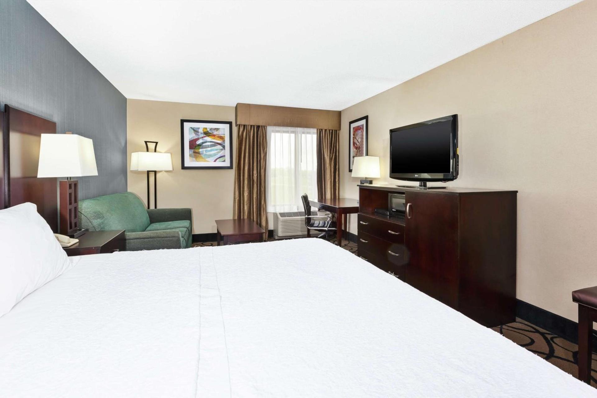 Hampton Inn Monroe photo 22