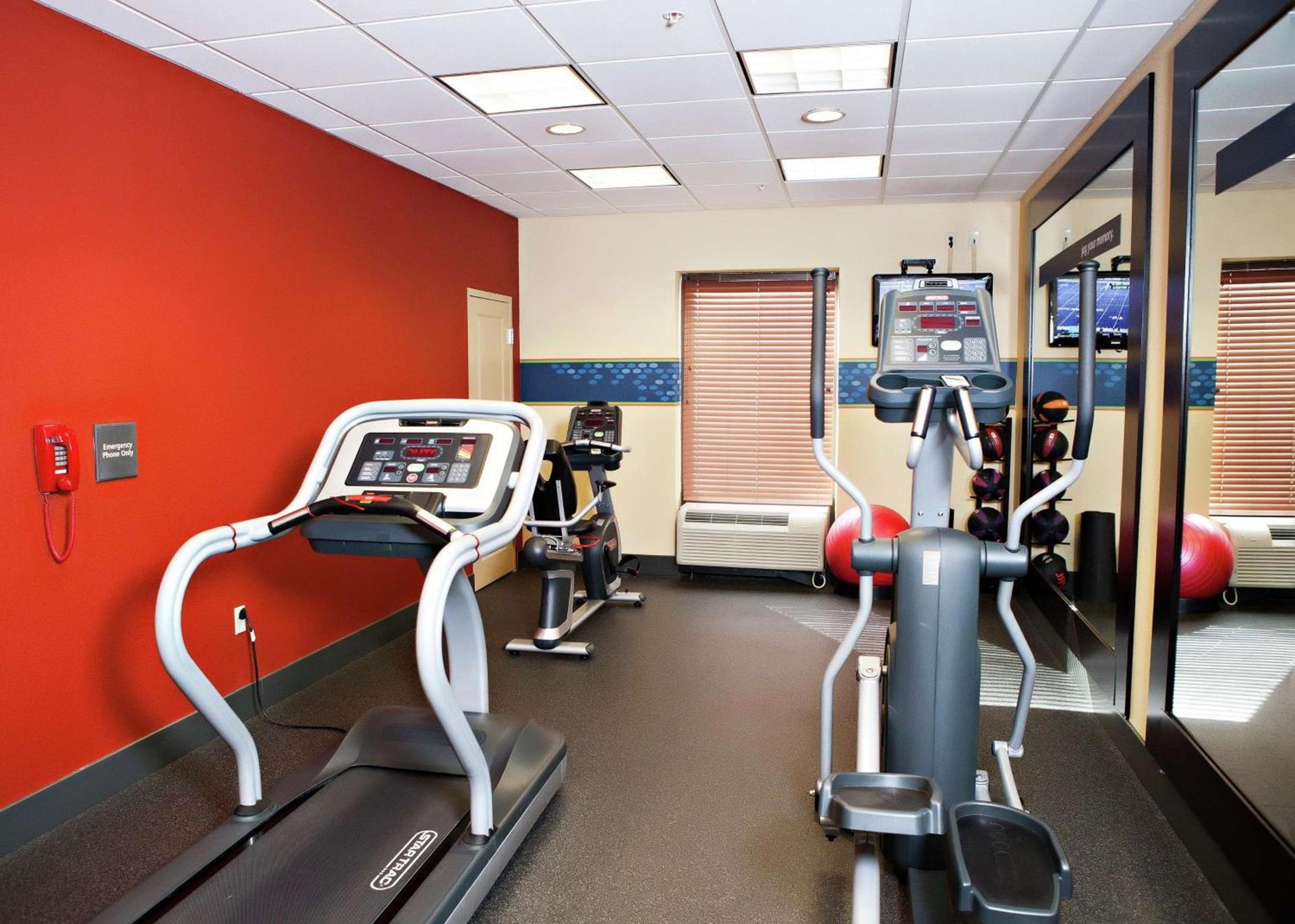 Hampton Inn Martin photo 13