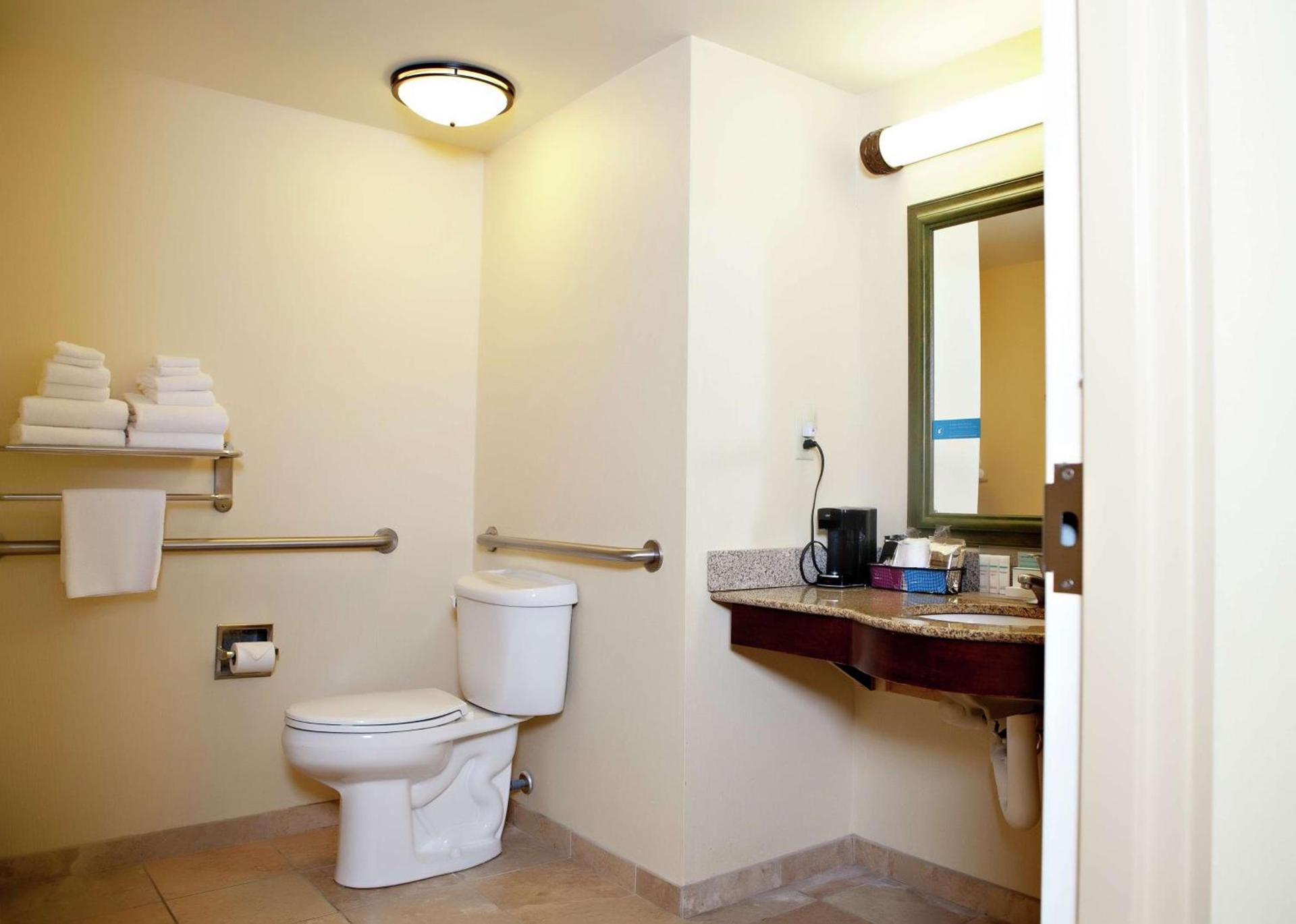 Hampton Inn Martin photo 33
