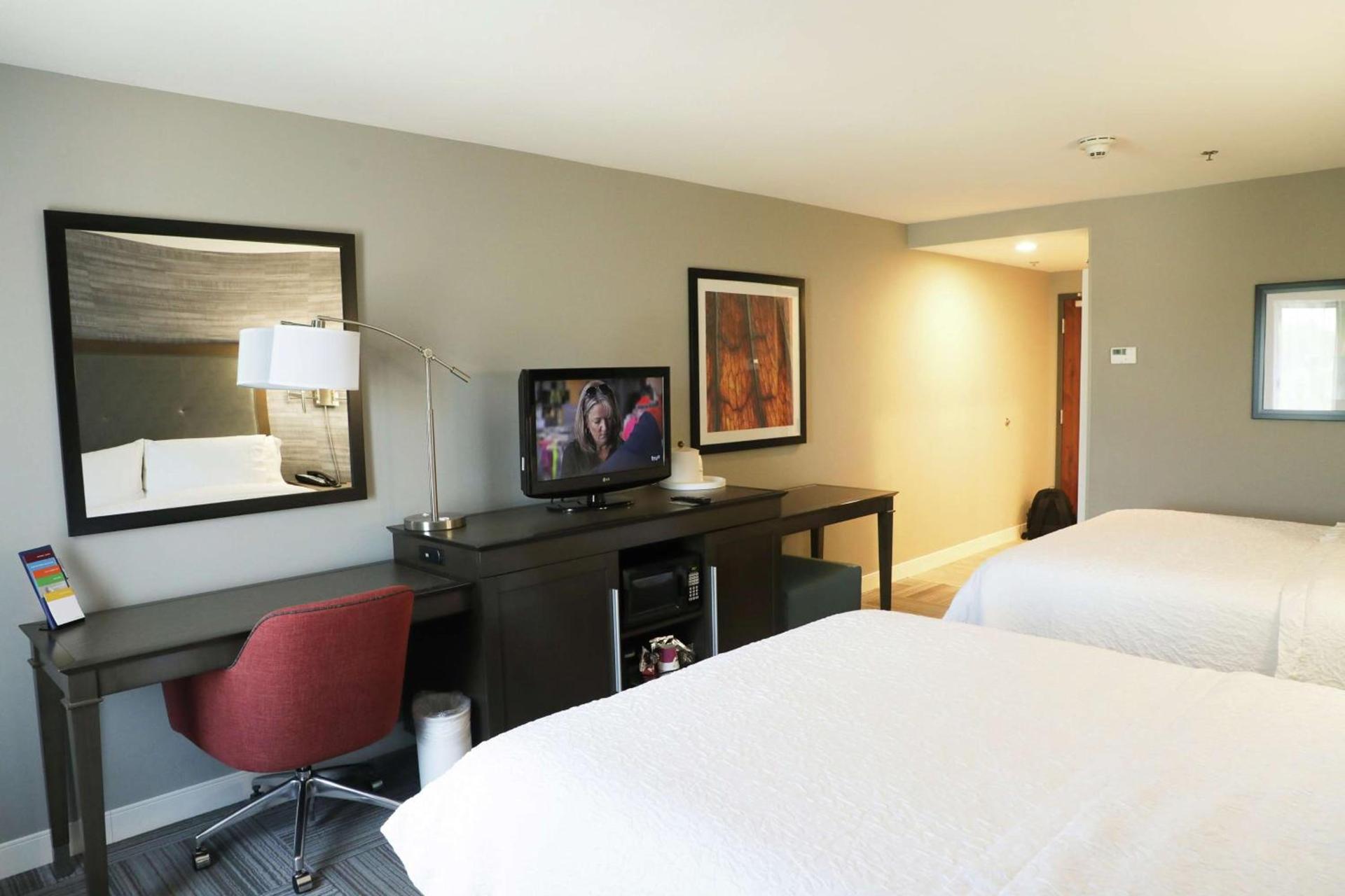 Hampton Inn Muskogee photo 20
