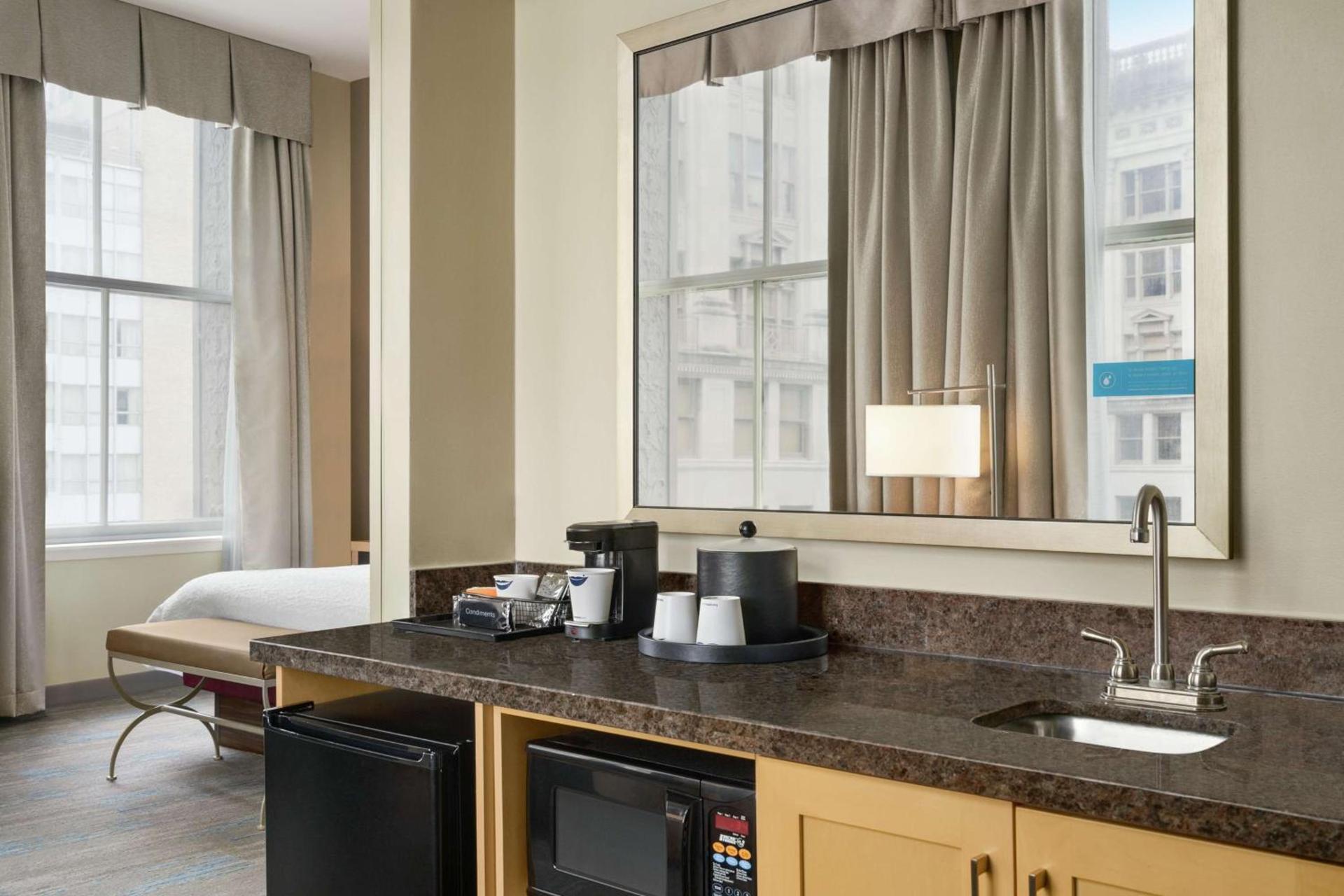 Hampton Inn & Suites New Orleans Downtown French Quarter Area photo 53