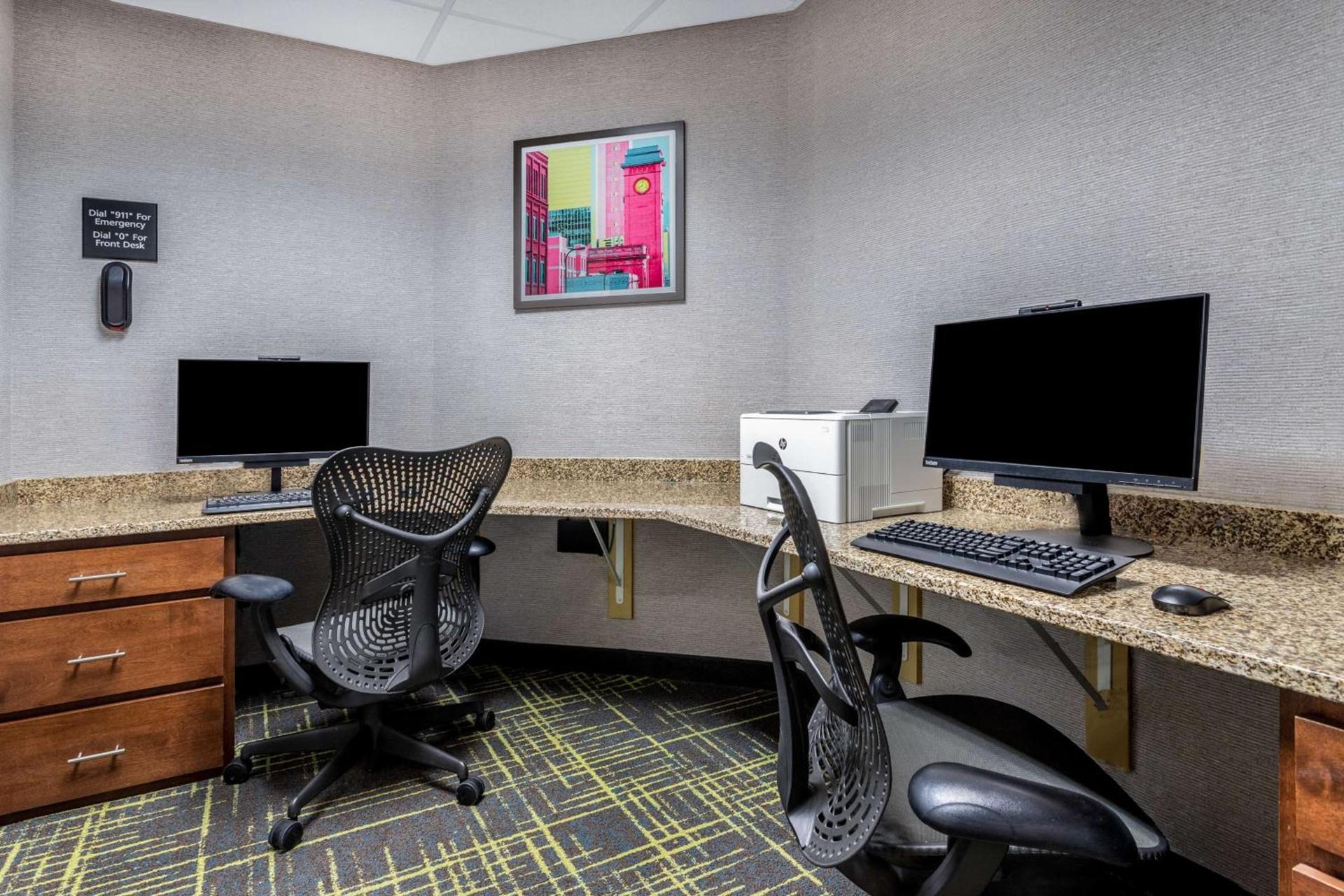 Hampton Inn & Suites Minneapolis St. Paul Airport - Mall of America photo 41
