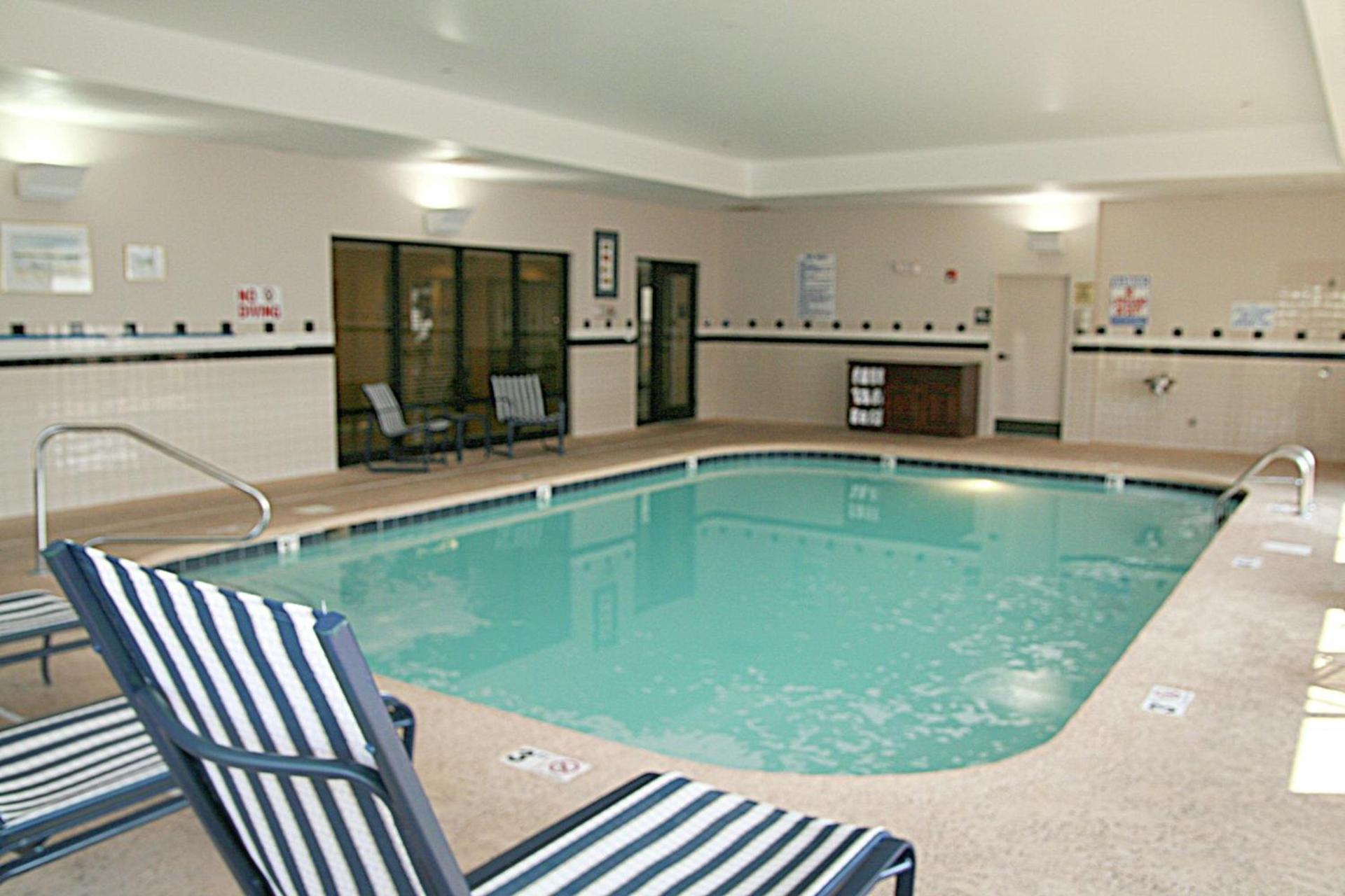 Hampton Inn Mount Airy photo 4