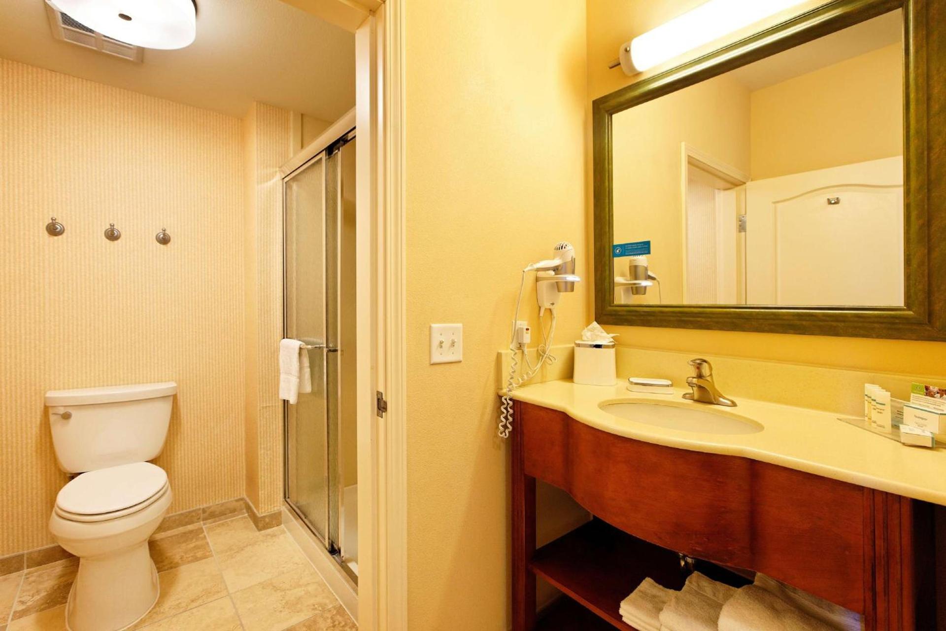 Hampton Inn by Hilton Montrose photo 22