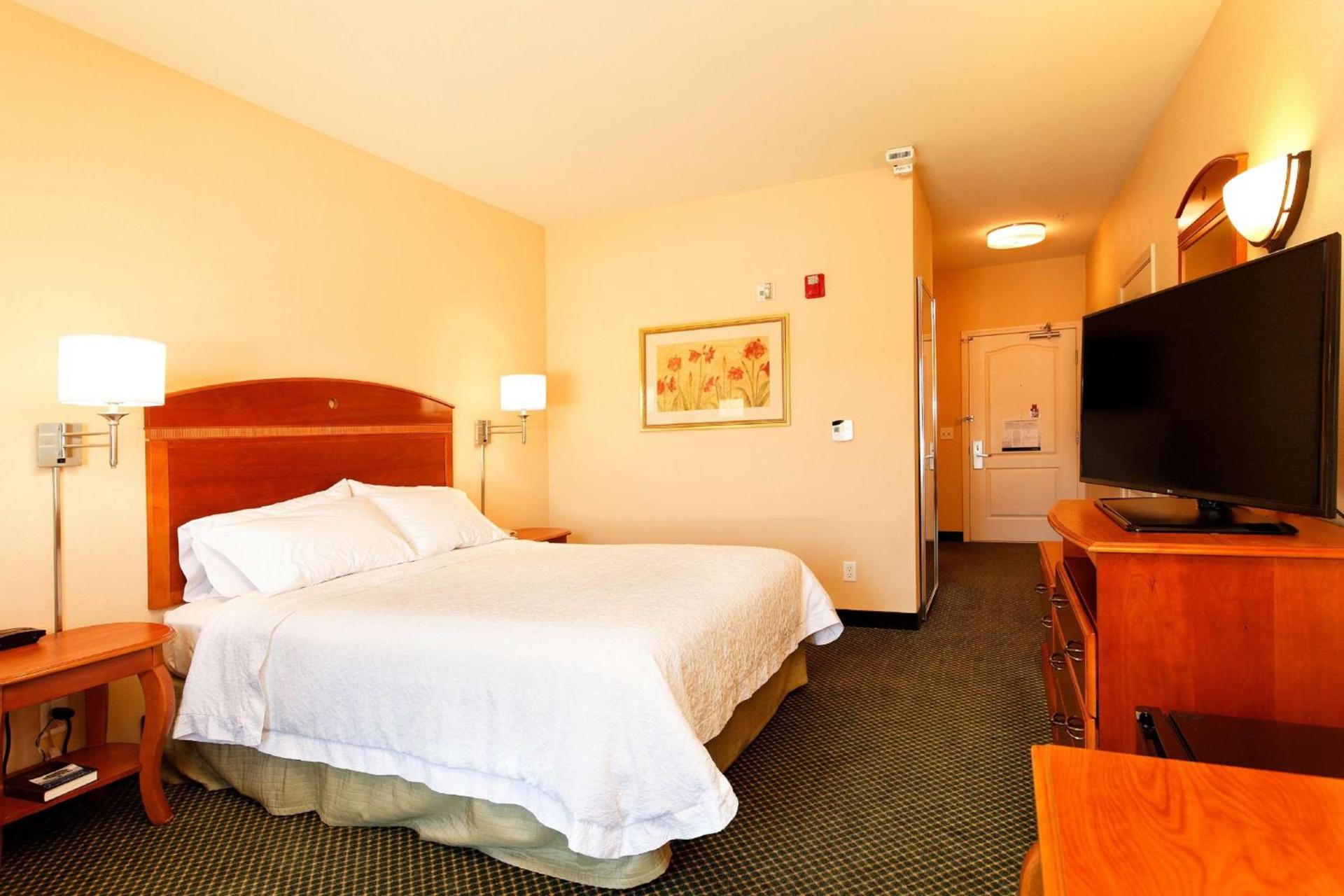 Hampton Inn by Hilton Montrose photo 36