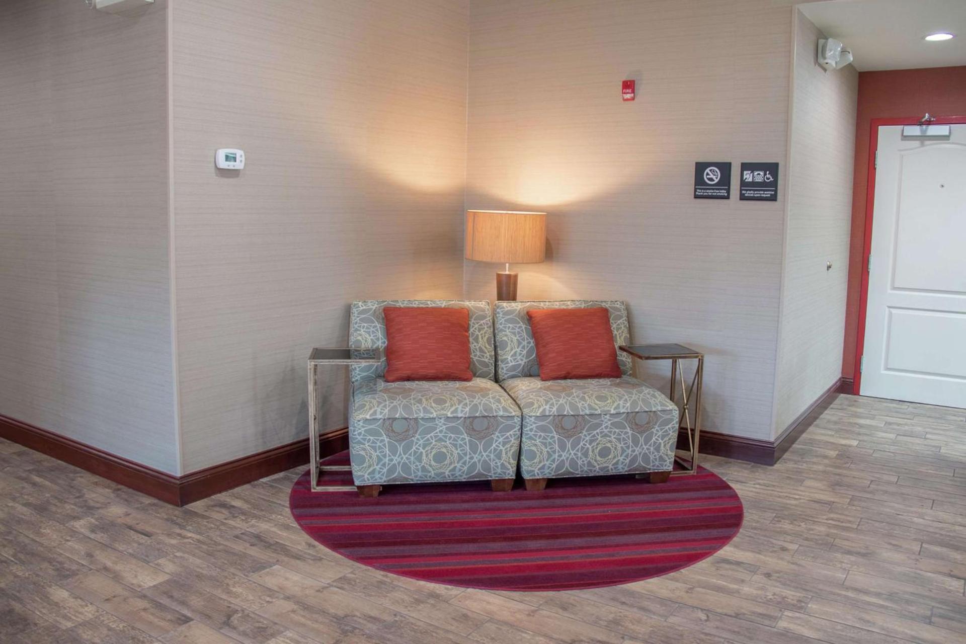 Hampton Inn Murphy photo 5