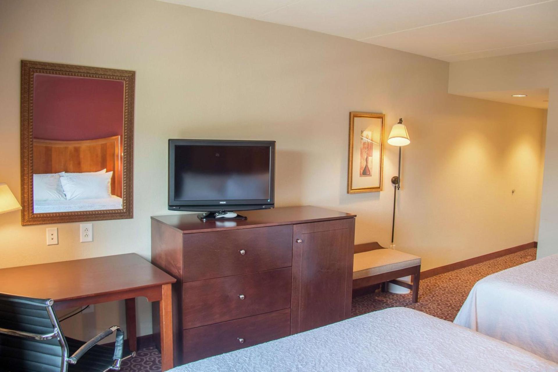 Hampton Inn Murphy photo 17