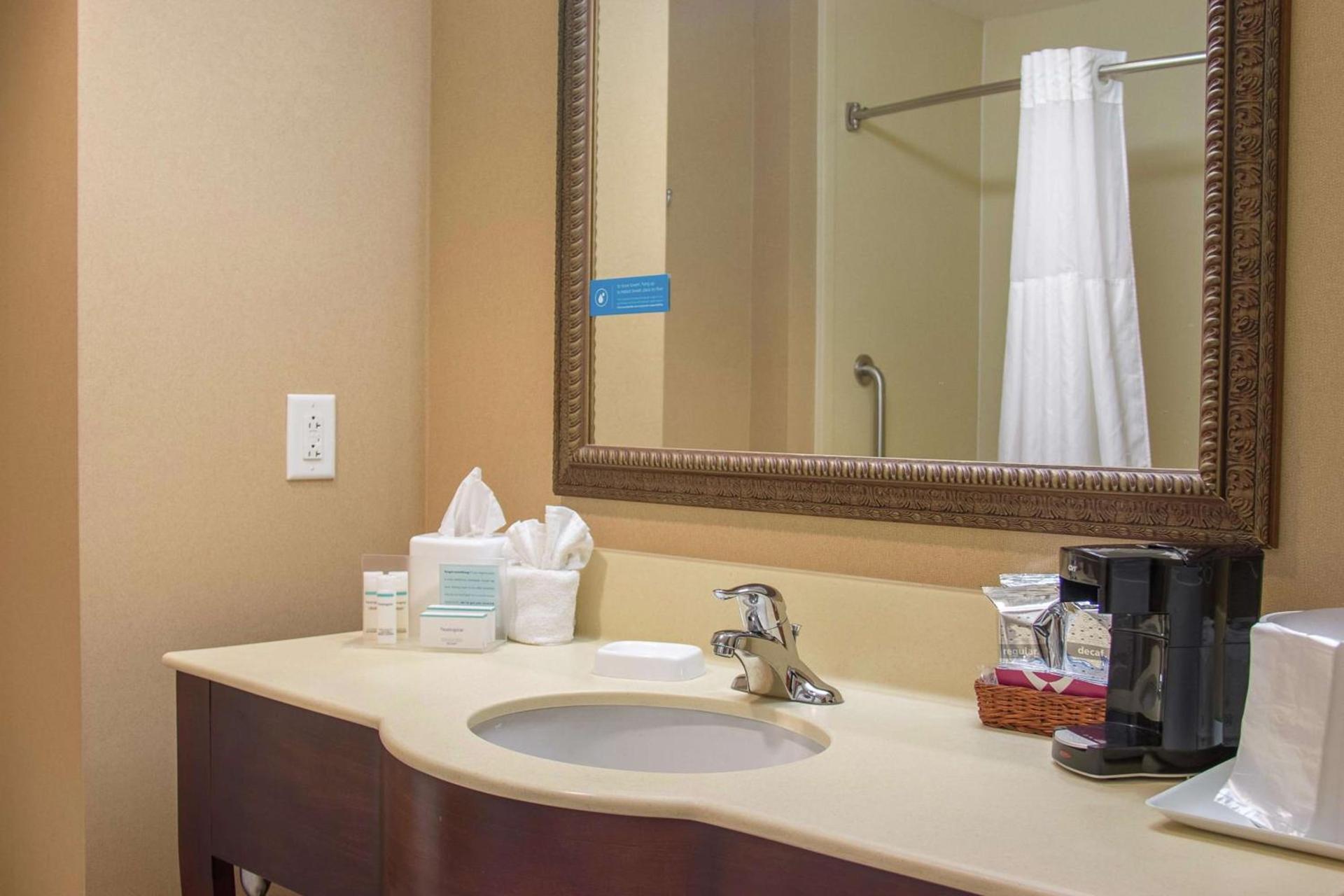 Hampton Inn Murphy photo 27