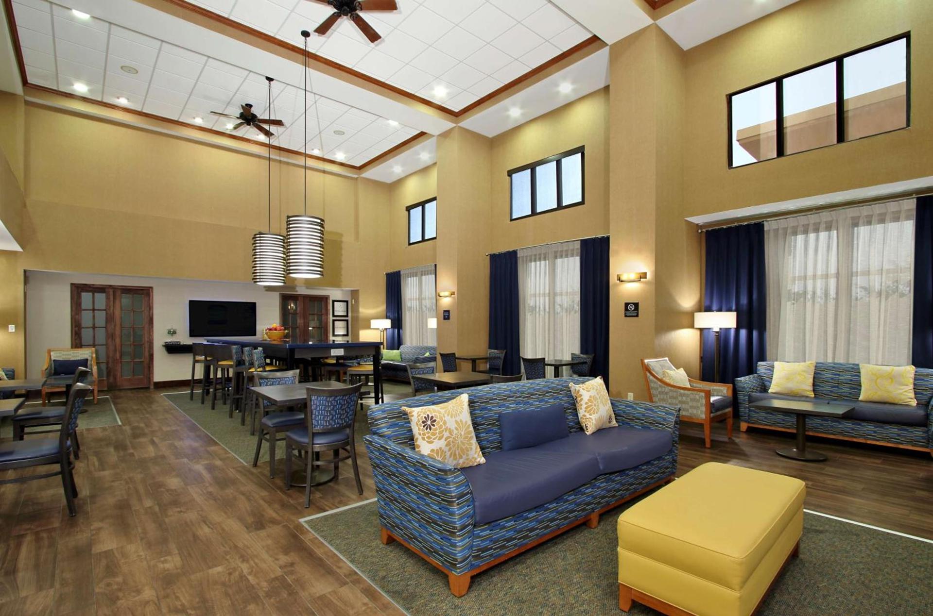 Hampton Inn & Suites Madisonville photo 10