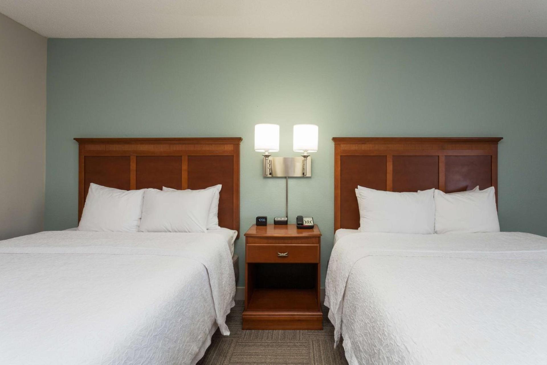 Hampton Inn Harbourgate photo 20