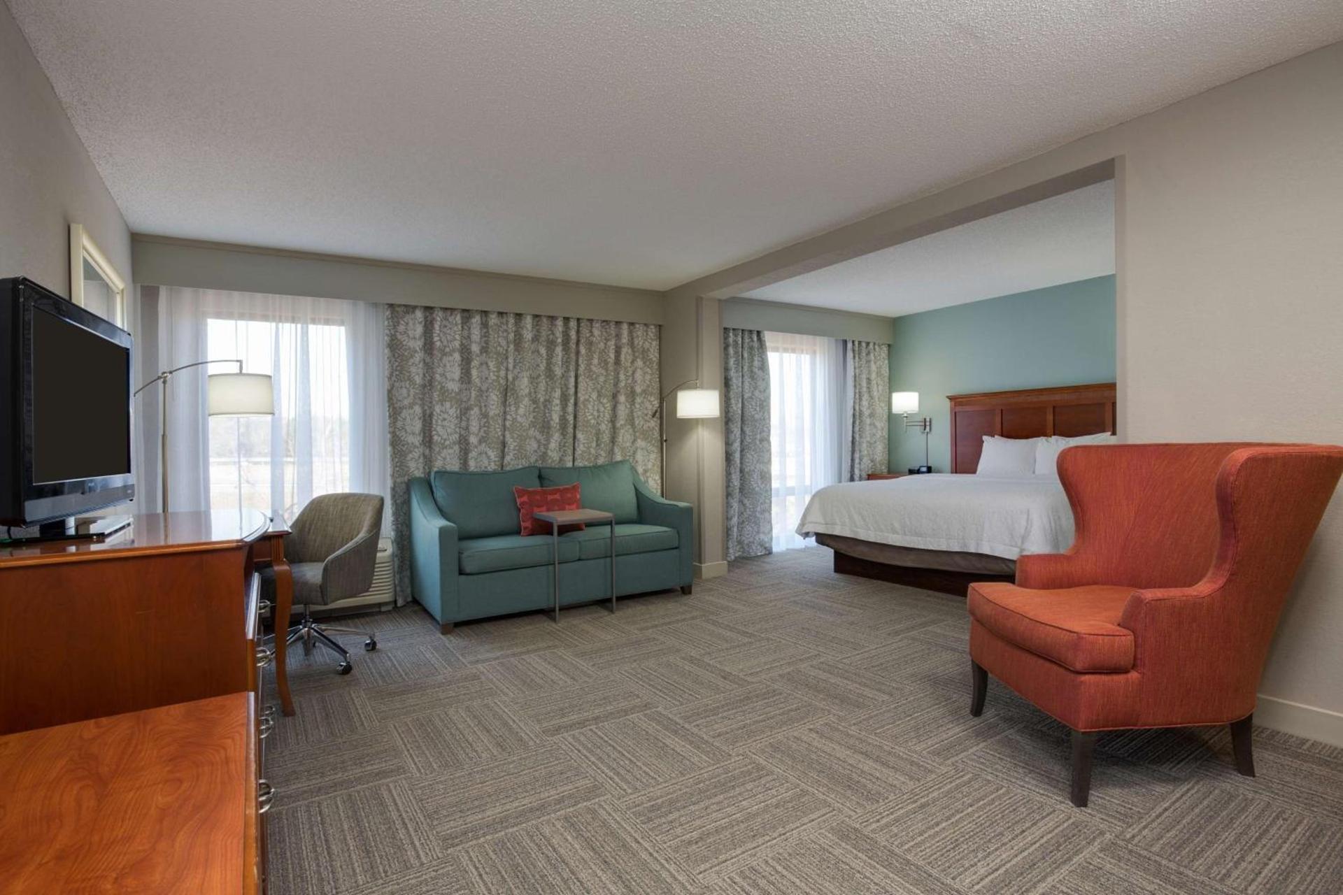 Hampton Inn Harbourgate photo 35