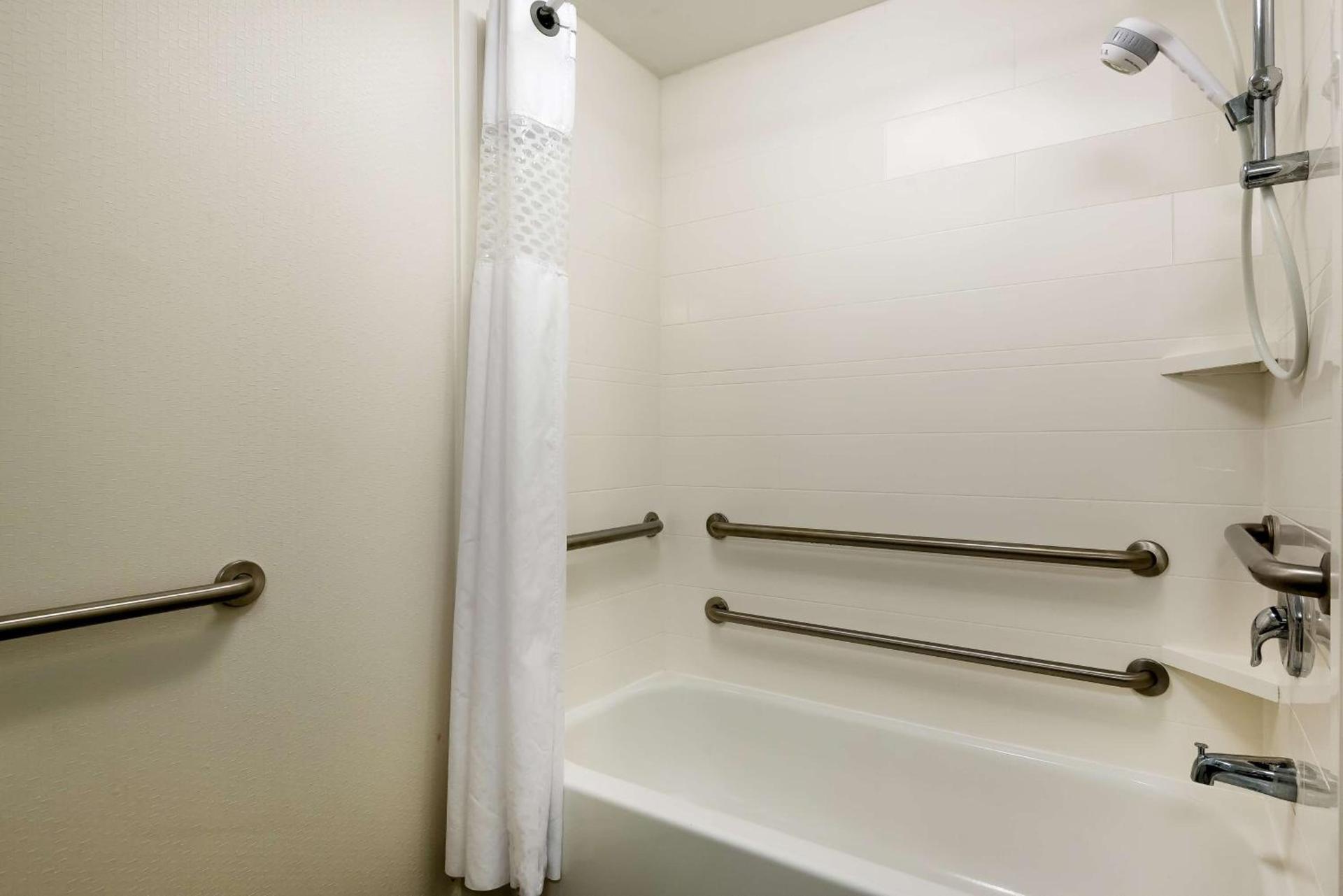 Hampton Inn Myrtle Beach West photo 19