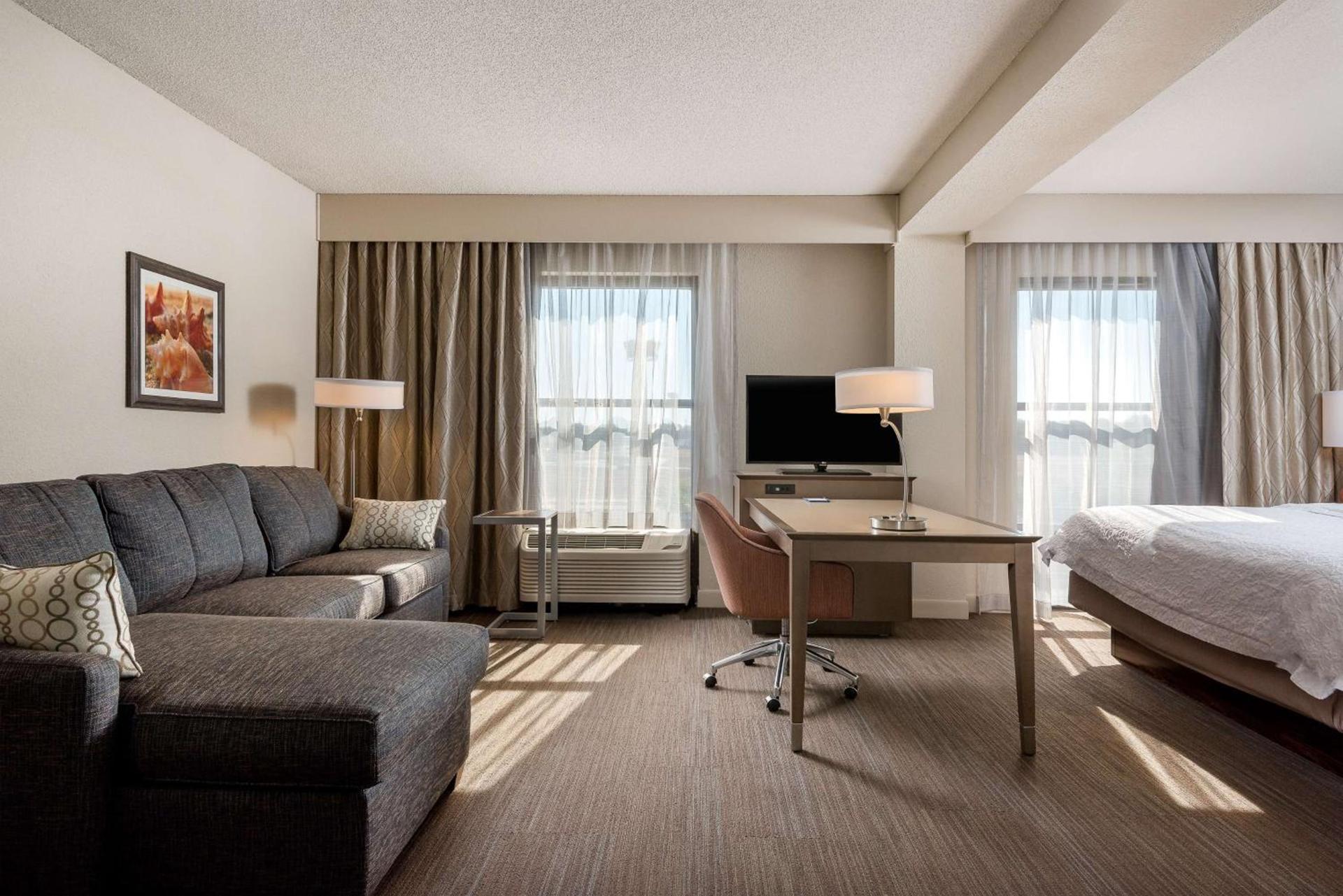 Hampton Inn Myrtle Beach West photo 23