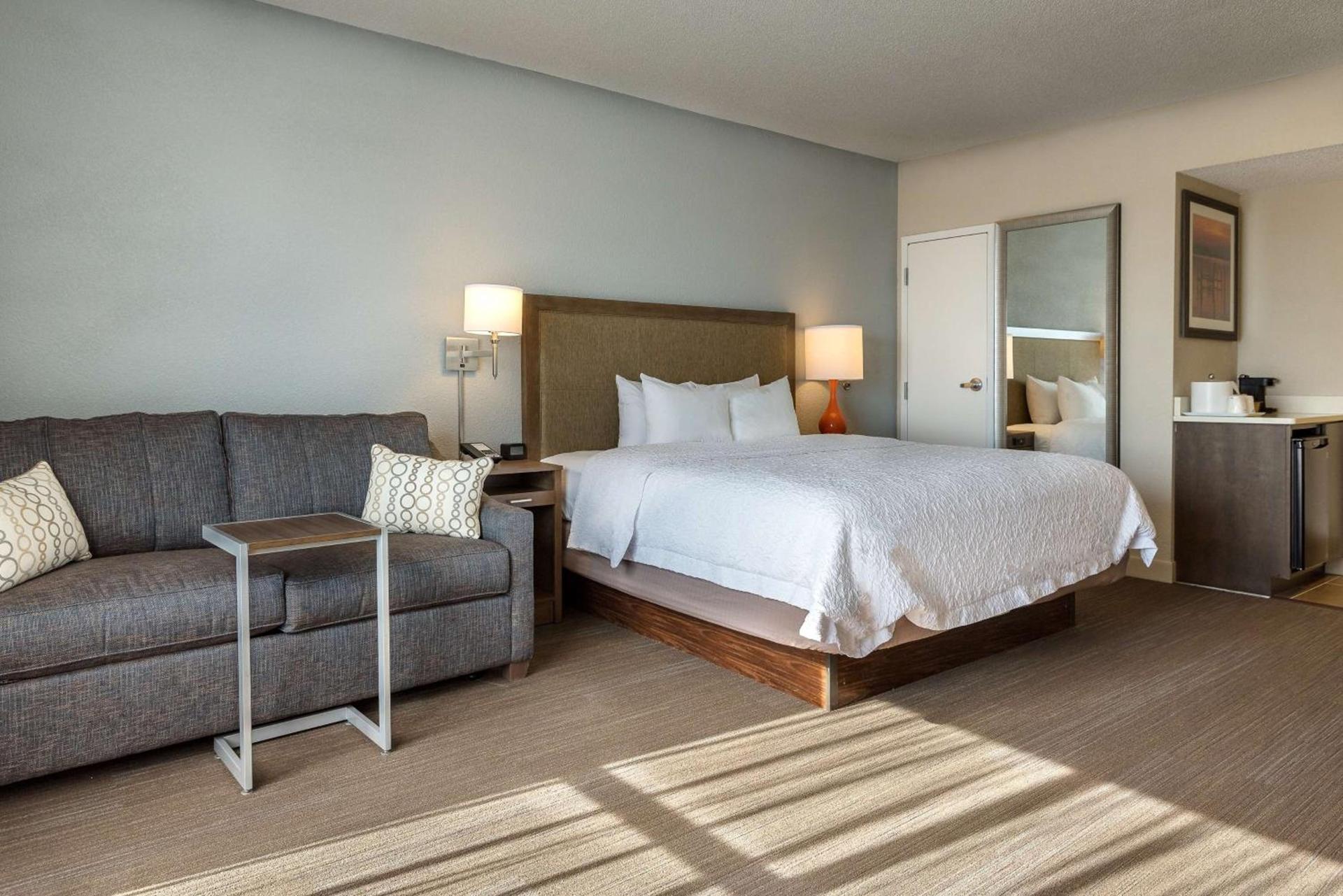 Hampton Inn Myrtle Beach West photo 24