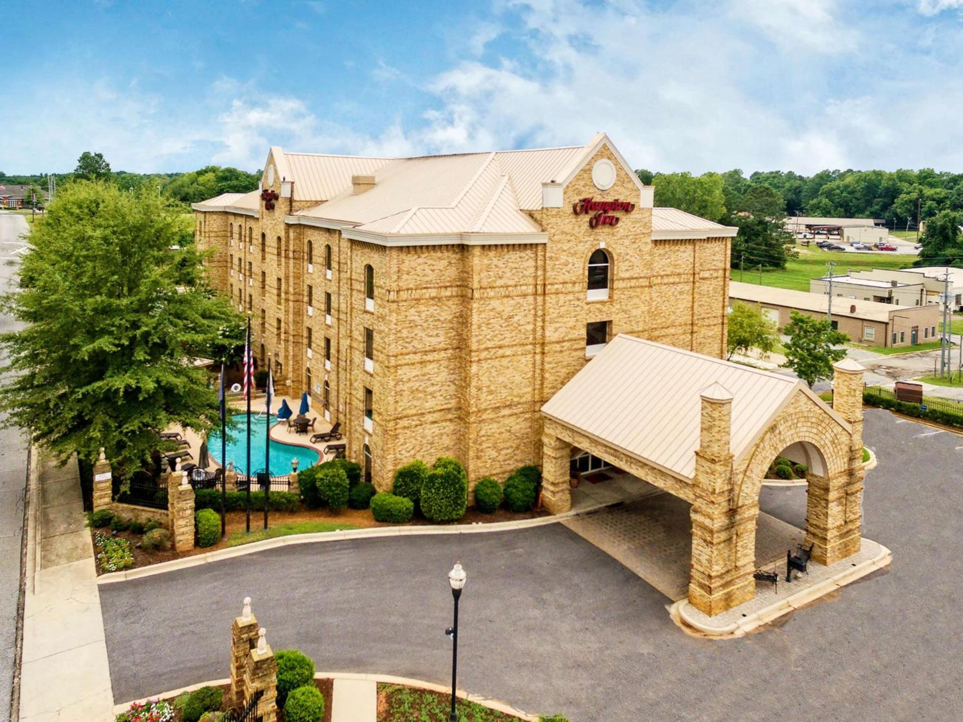 Hampton Inn Newberry Opera House photo 3