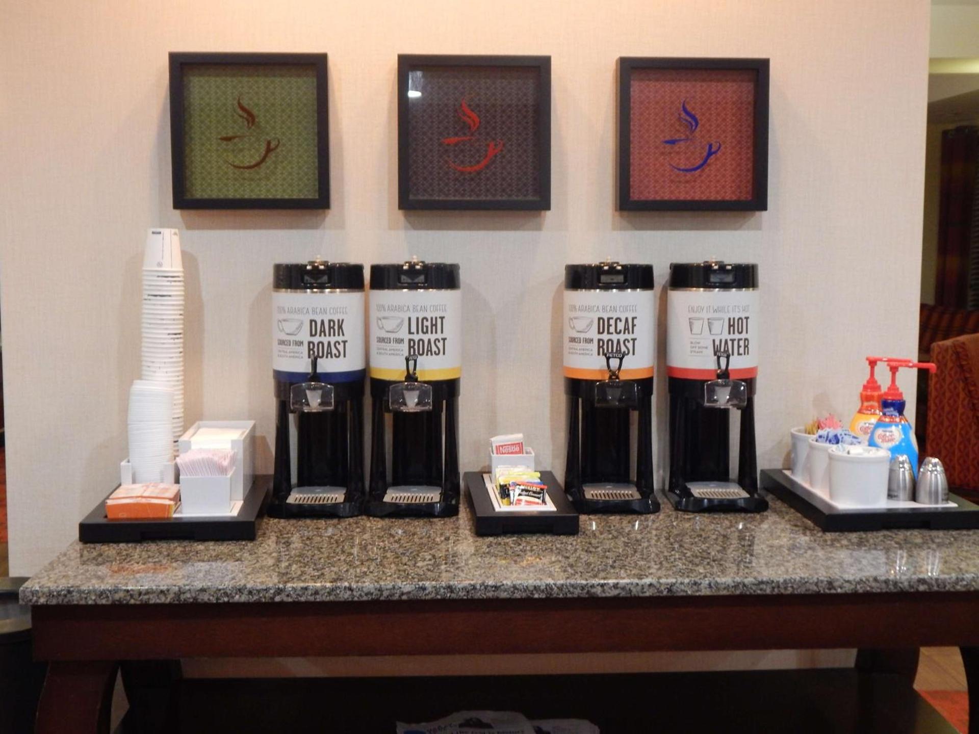 Hampton Inn Heath photo 9