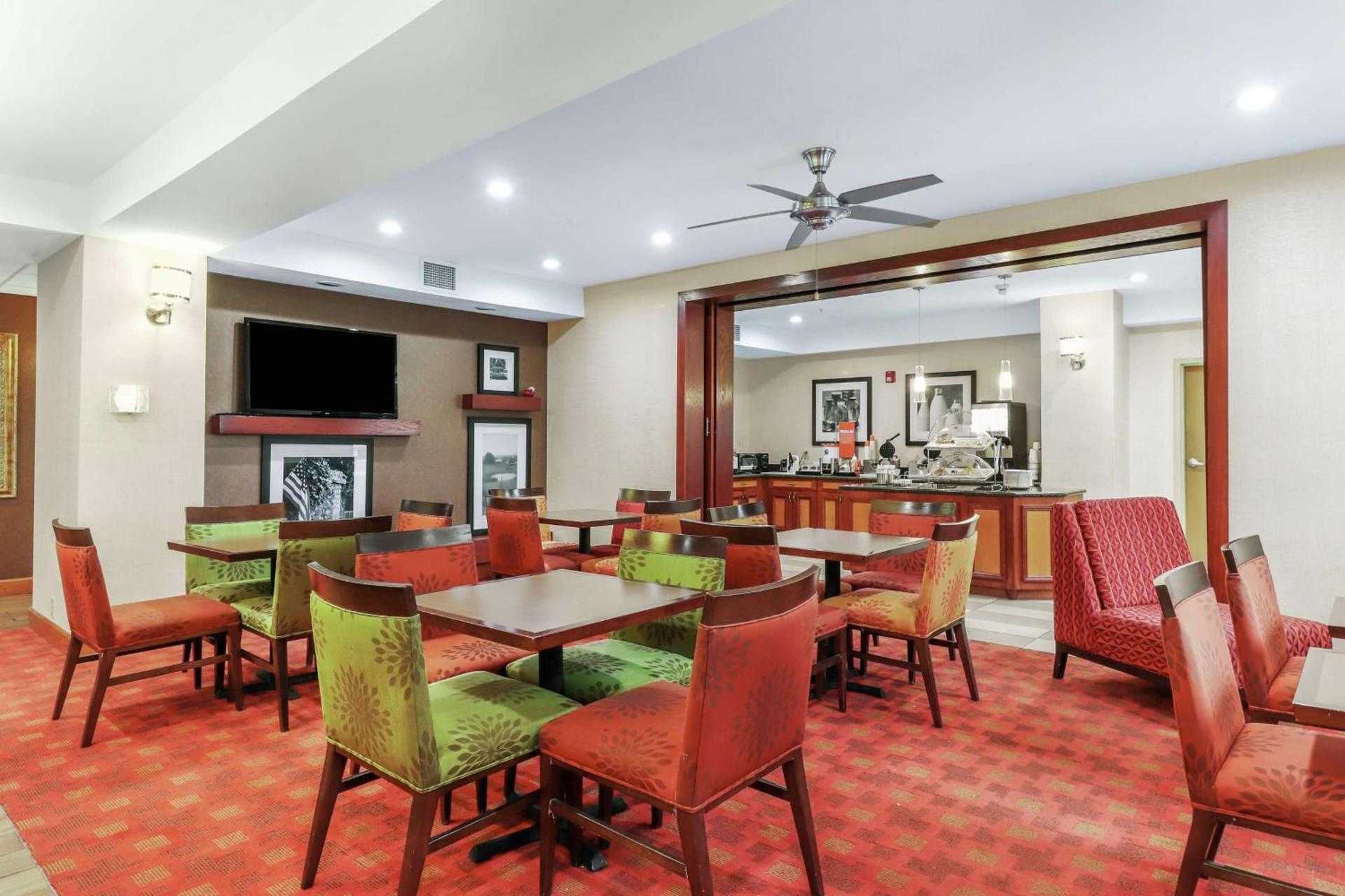 Hampton Inn Heath photo 11
