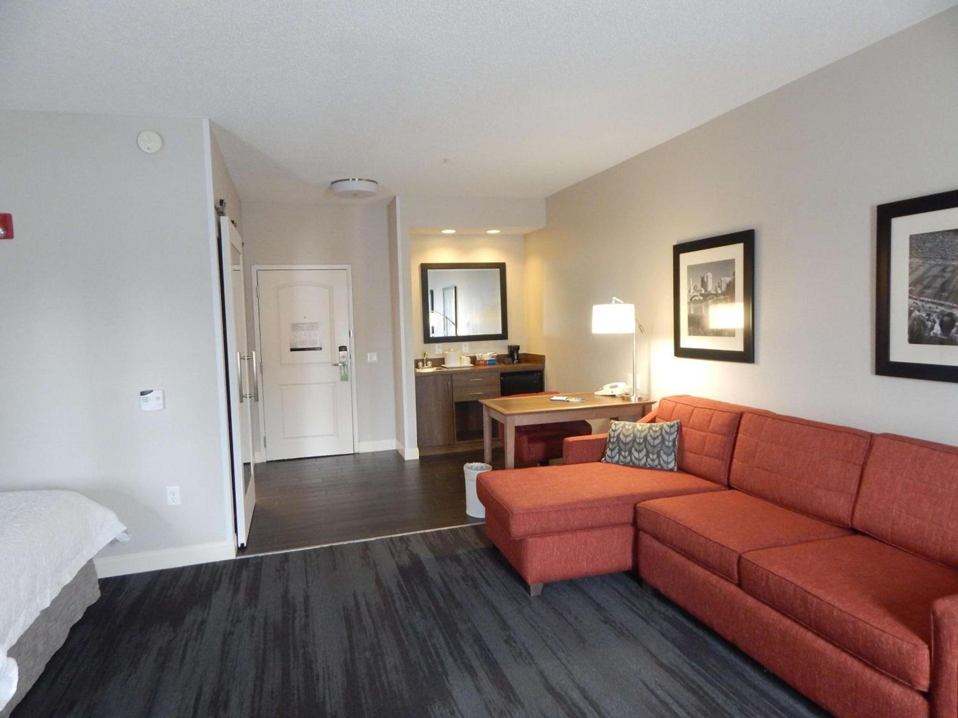 Hampton Inn Heath photo 19