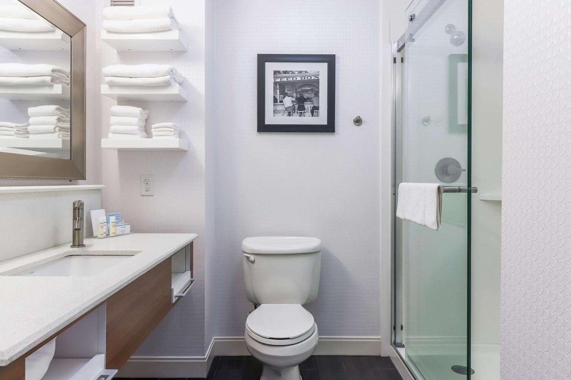 Hampton Inn Heath photo 23