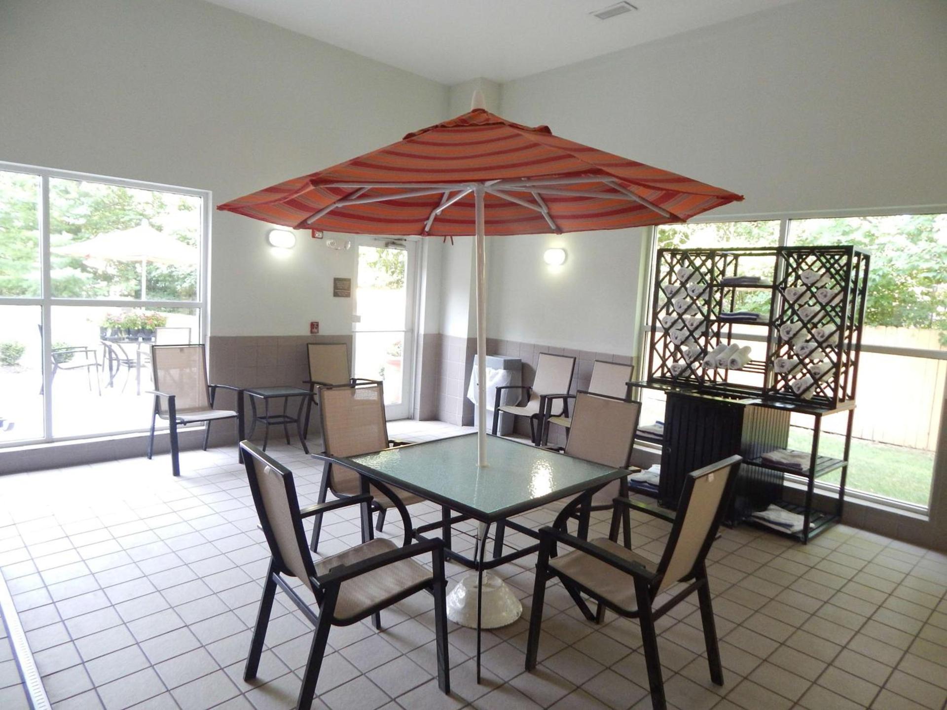 Hampton Inn Heath photo 26