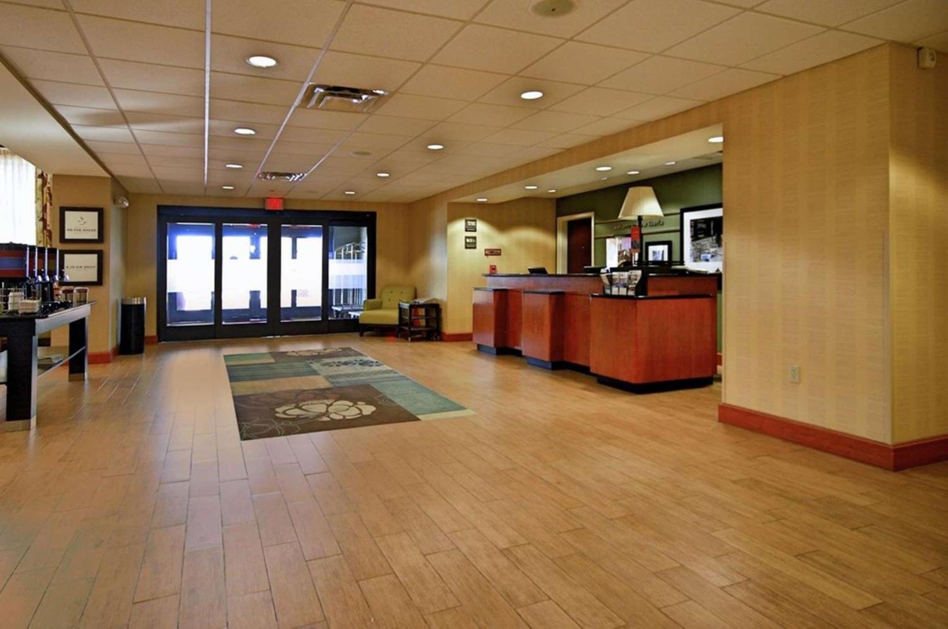 Hampton Inn and Suites New Iberia photo 4