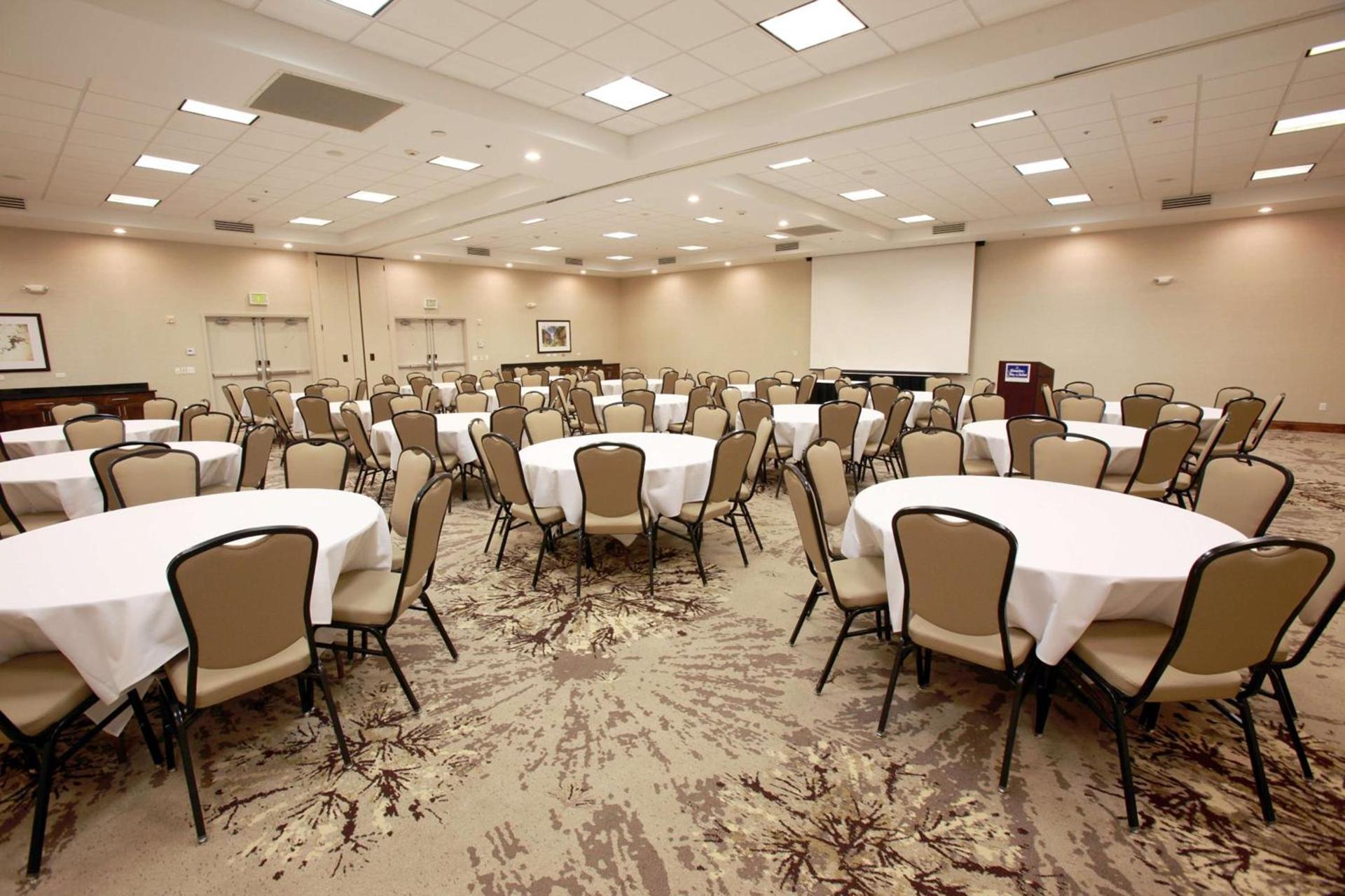 Hampton Inn & Suites Nampa at the Idaho Center photo 26