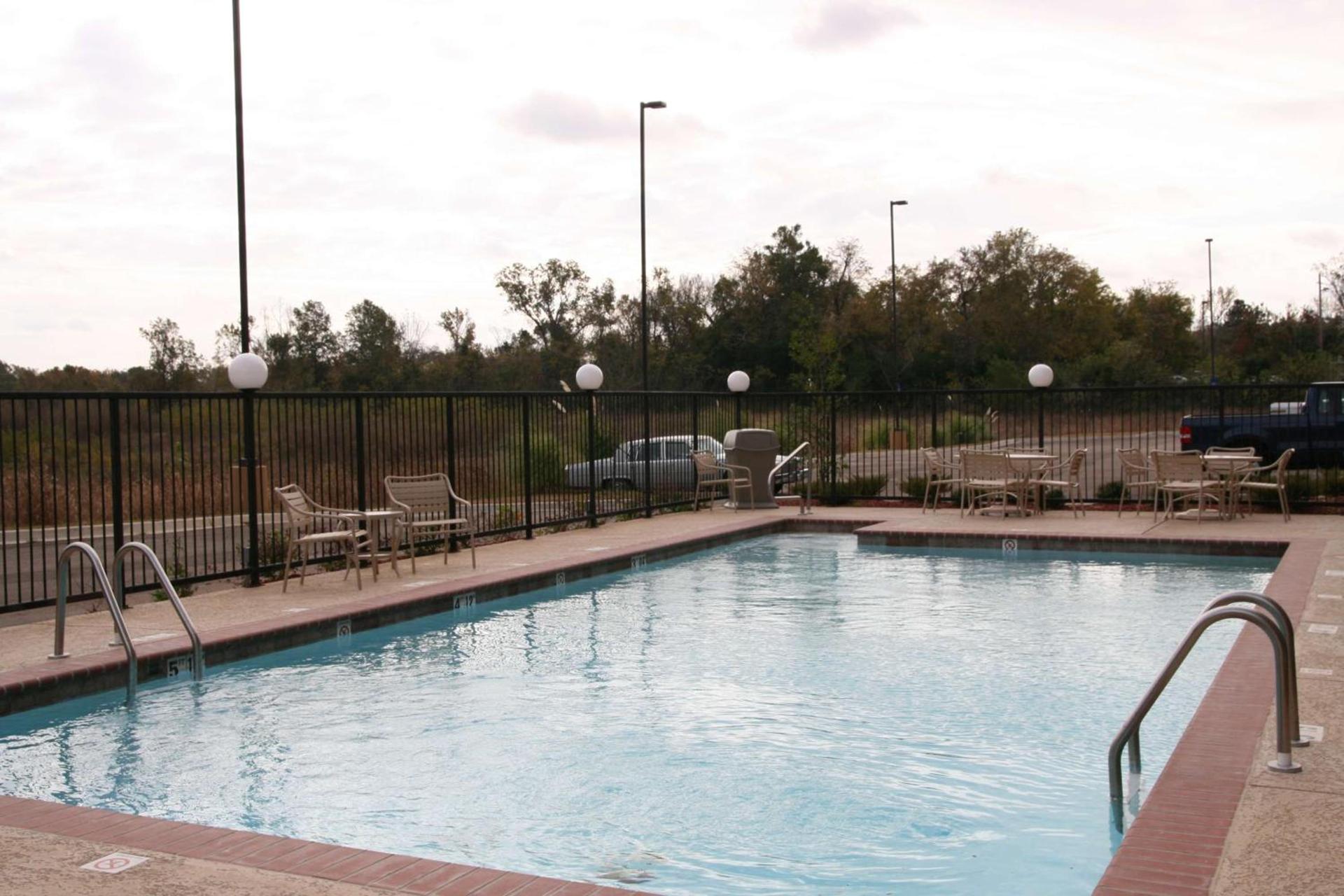 Hampton Inn & Suites Natchez photo 7