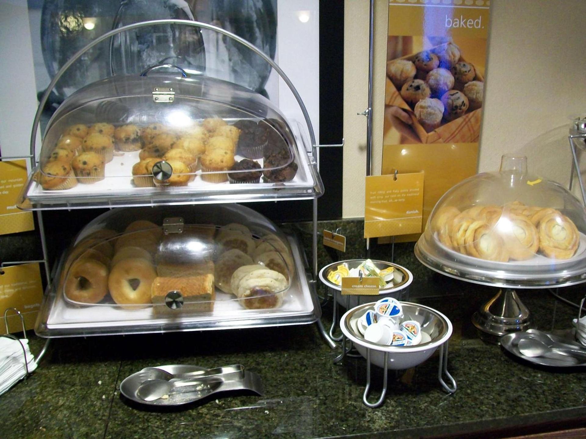Hampton Inn & Suites Natchez photo 8