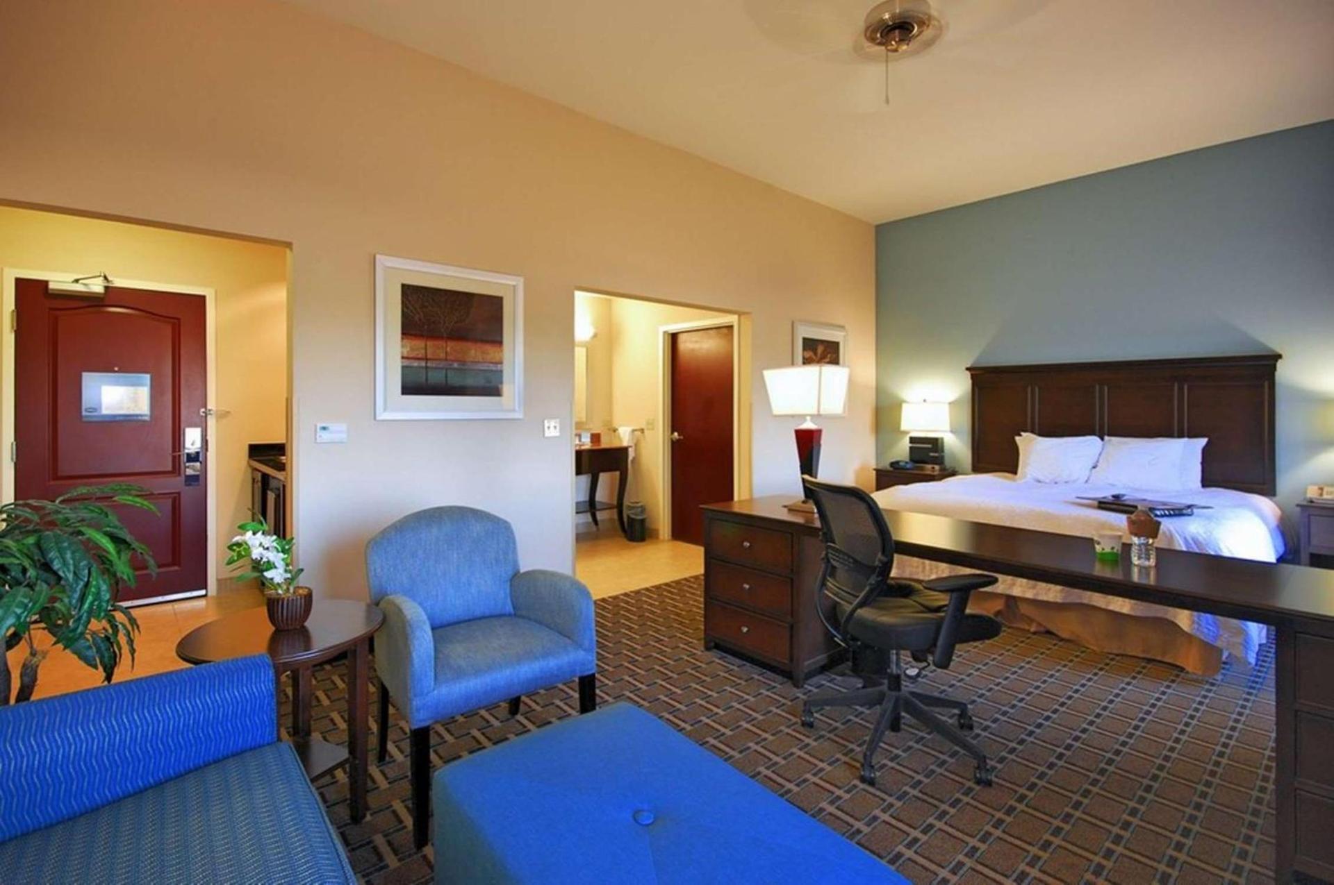 Hampton Inn and Suites New Iberia photo 33