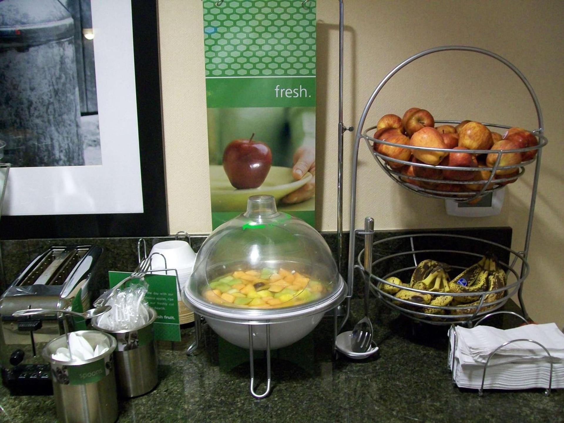 Hampton Inn & Suites Natchez photo 11