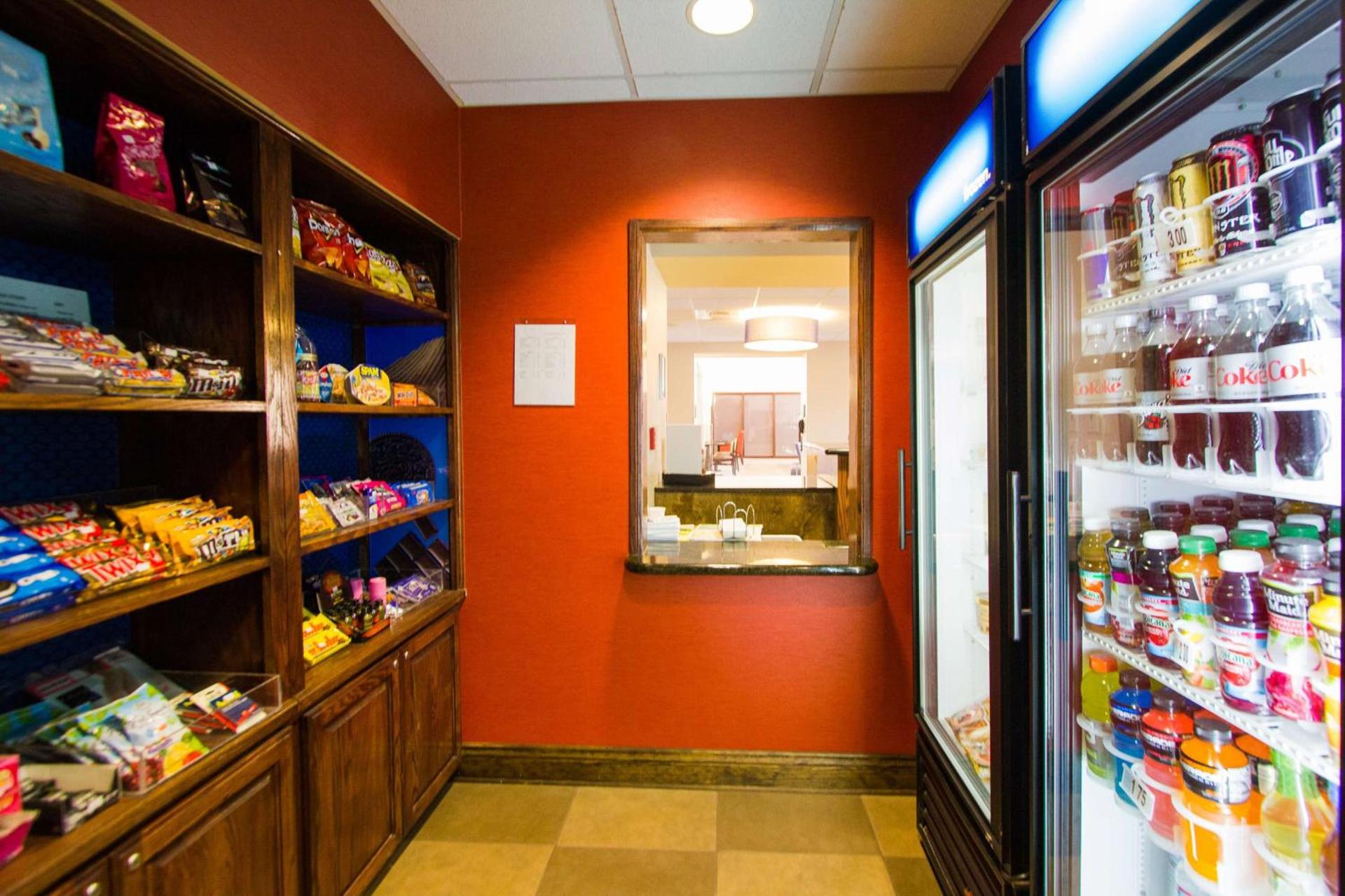 Hampton Inn & Suites Natchez photo 12