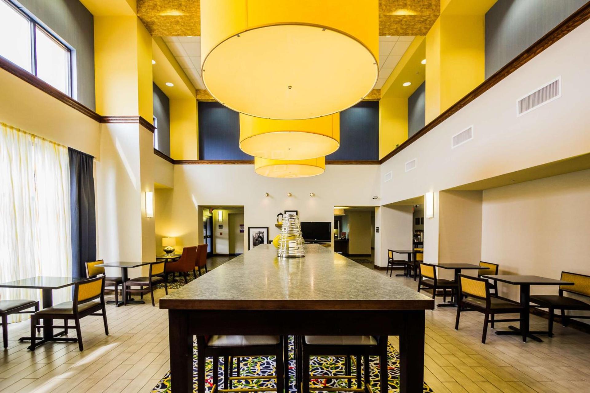 Hampton Inn & Suites Natchez photo 14