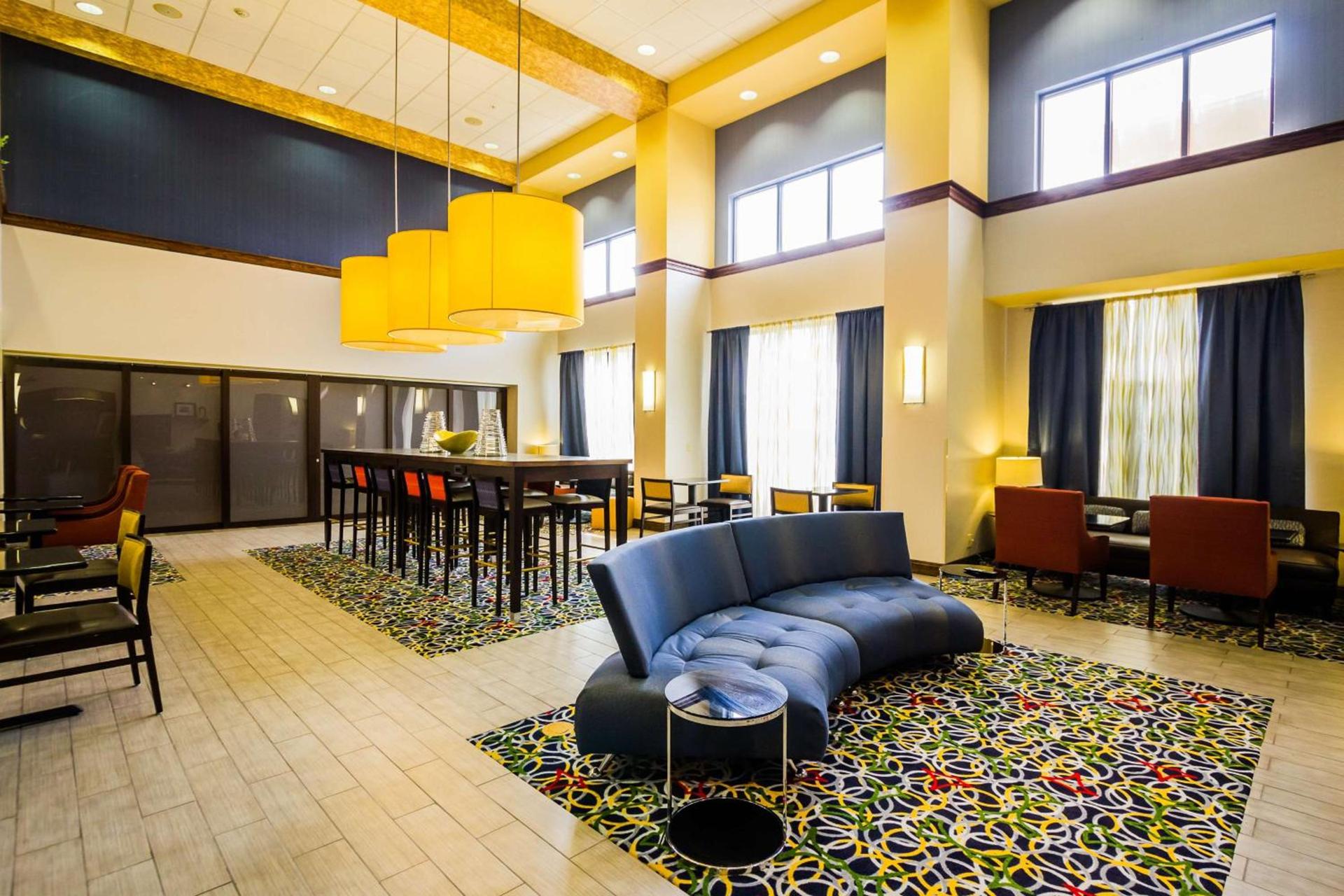 Hampton Inn & Suites Natchez photo 15