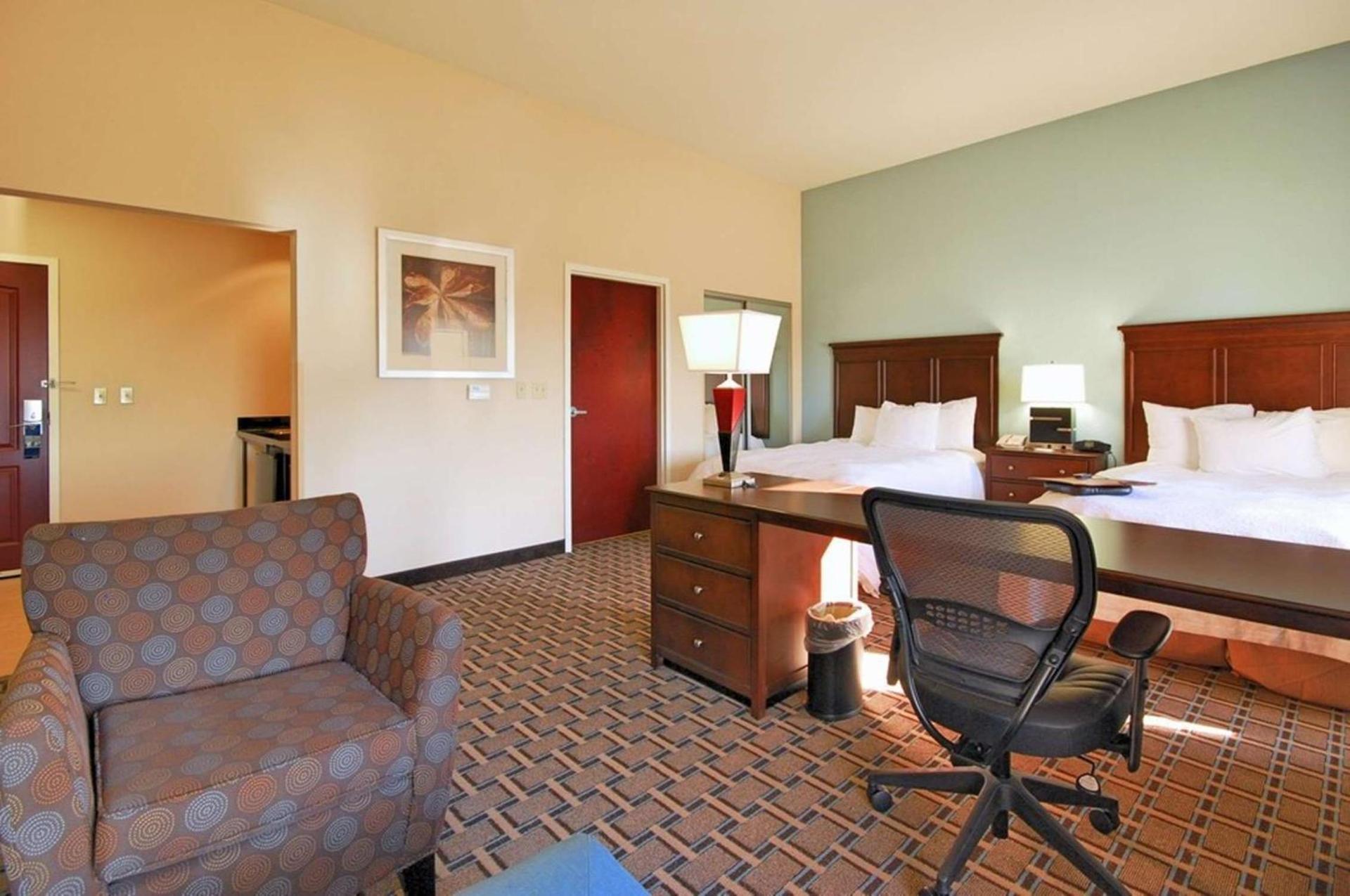 Hampton Inn and Suites New Iberia photo 48