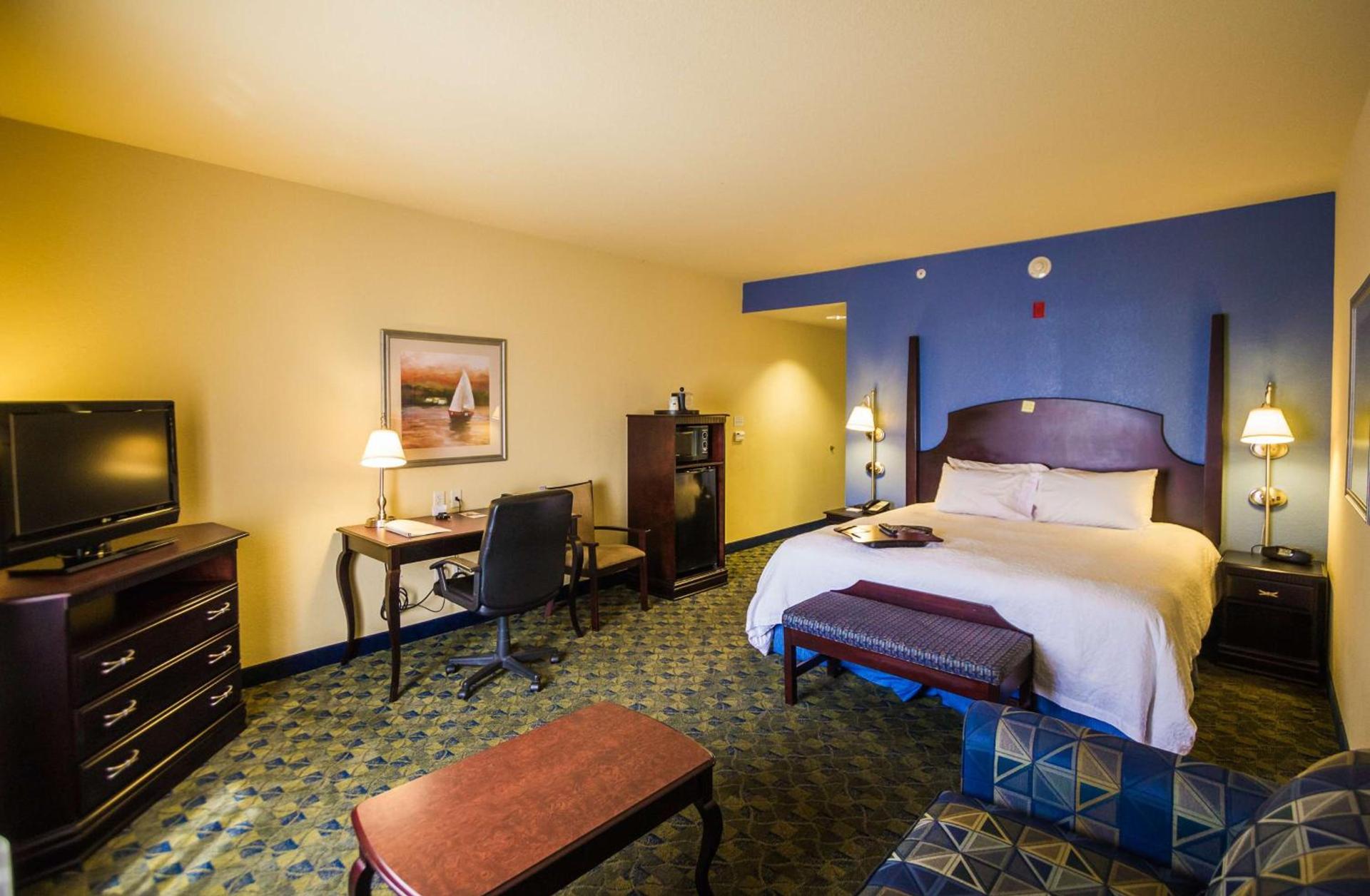Hampton Inn & Suites Natchez photo 23