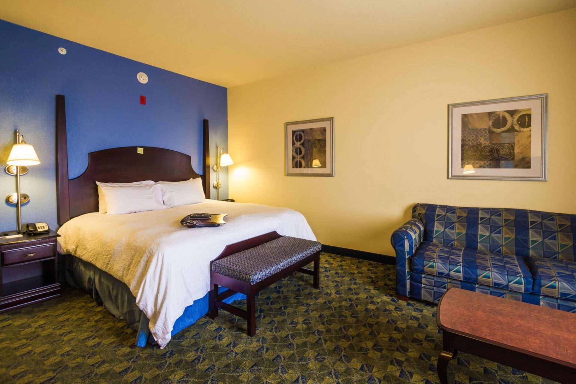 Hampton Inn & Suites Natchez photo 26