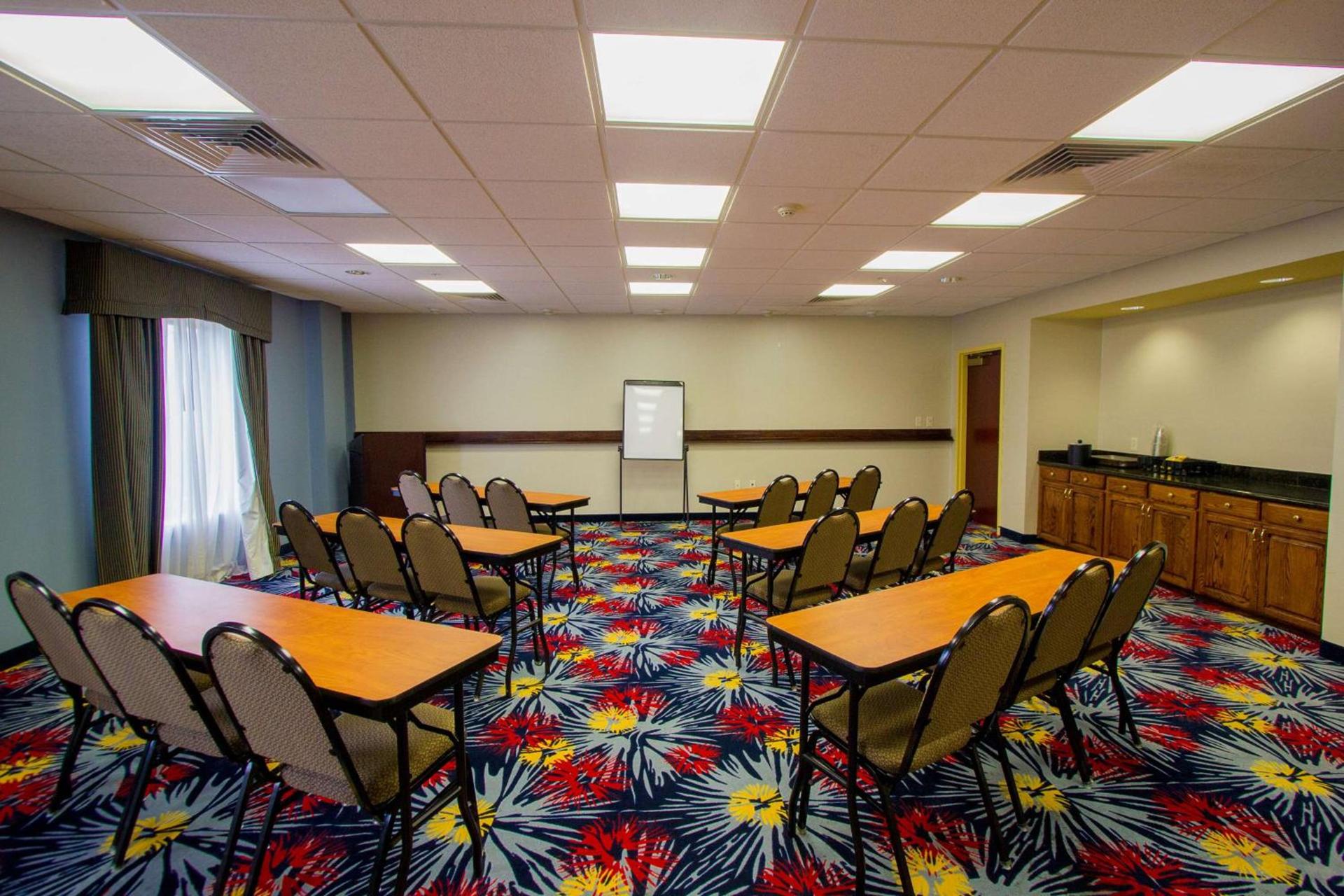 Hampton Inn & Suites Natchez photo 30