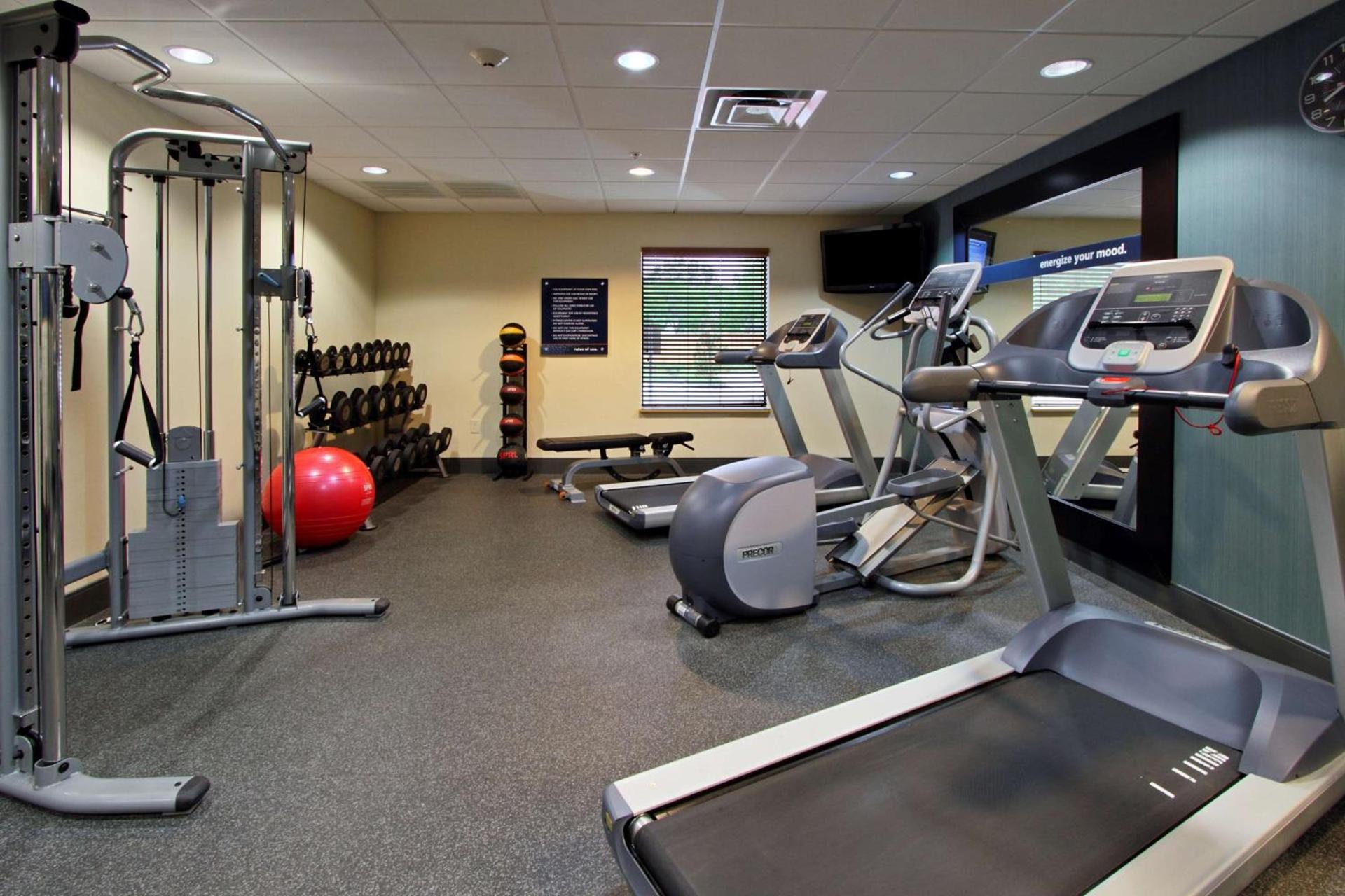 Hampton Inn Beeville photo 12