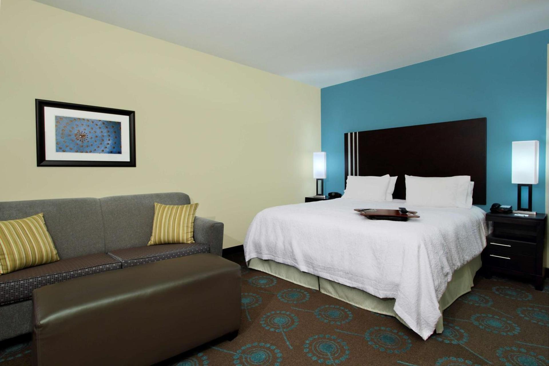 Hampton Inn Beeville photo 15