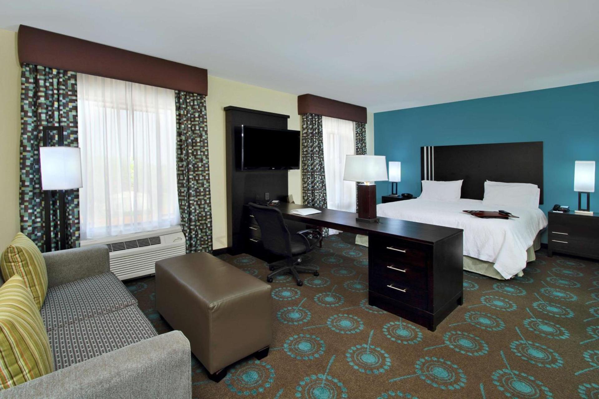 Hampton Inn Beeville photo 23