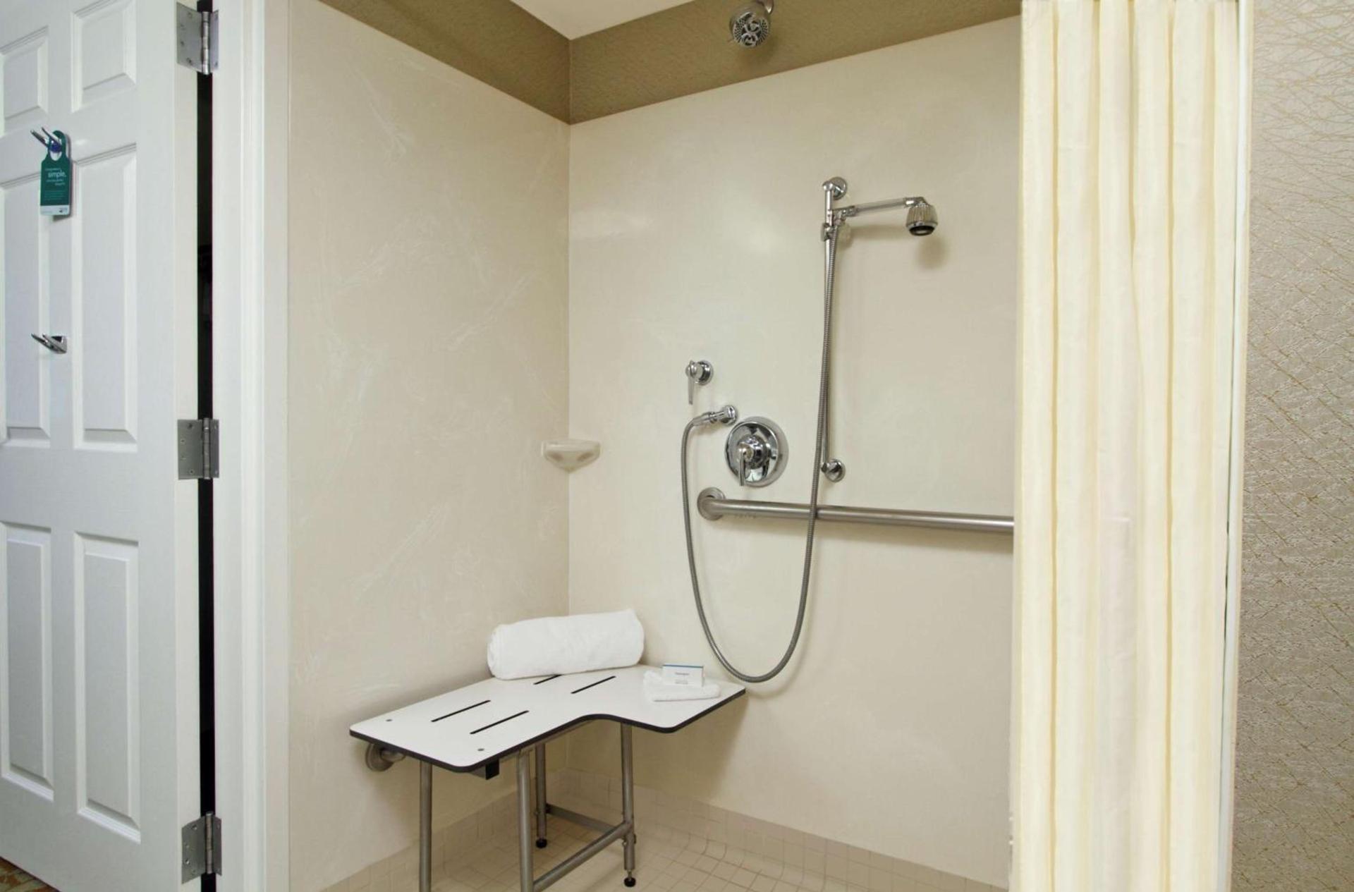 Homewood Suites by Hilton Newark Fremont photo 26